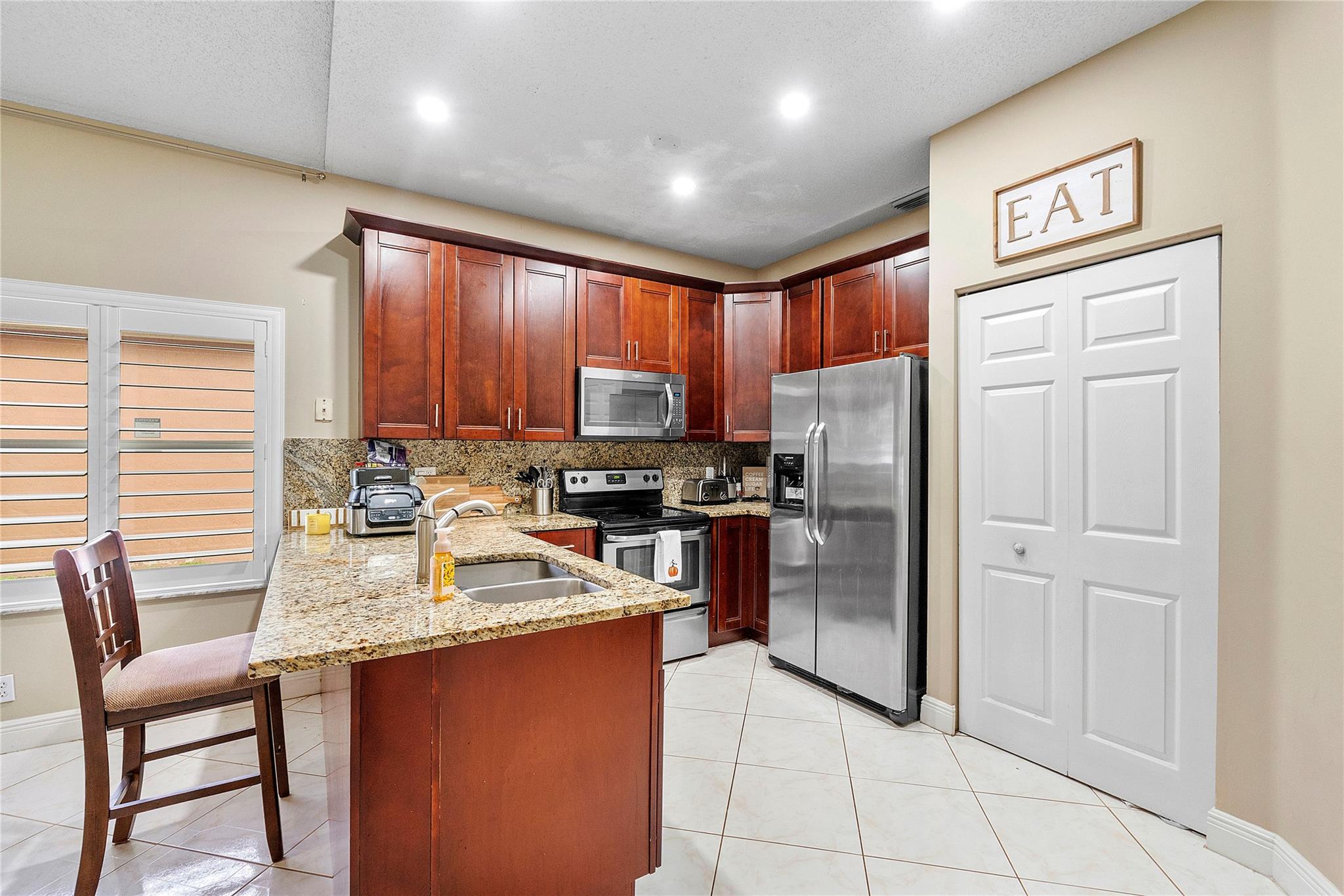 Cocobay 160-6 B - Residential