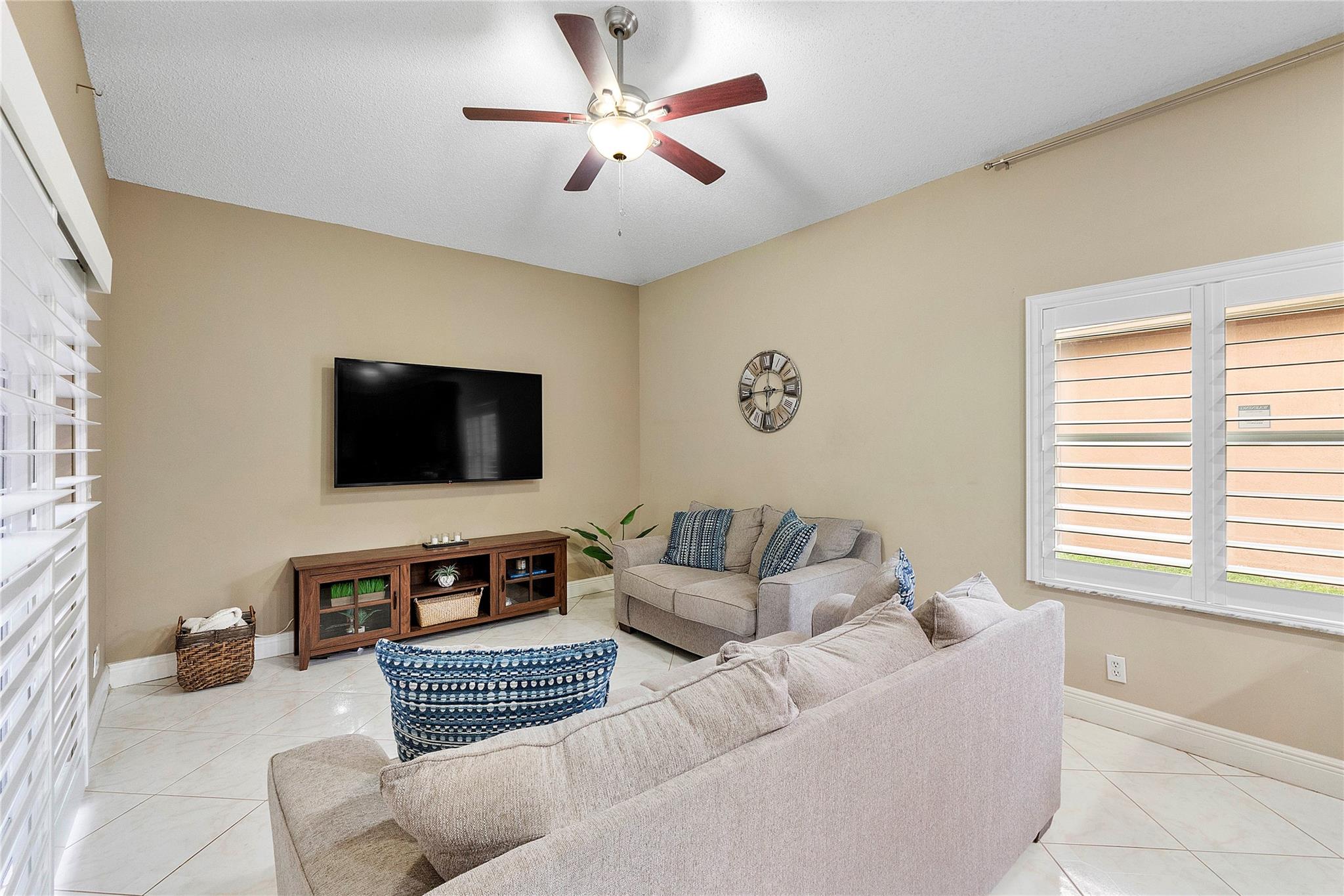 Cocobay 160-6 B - Residential