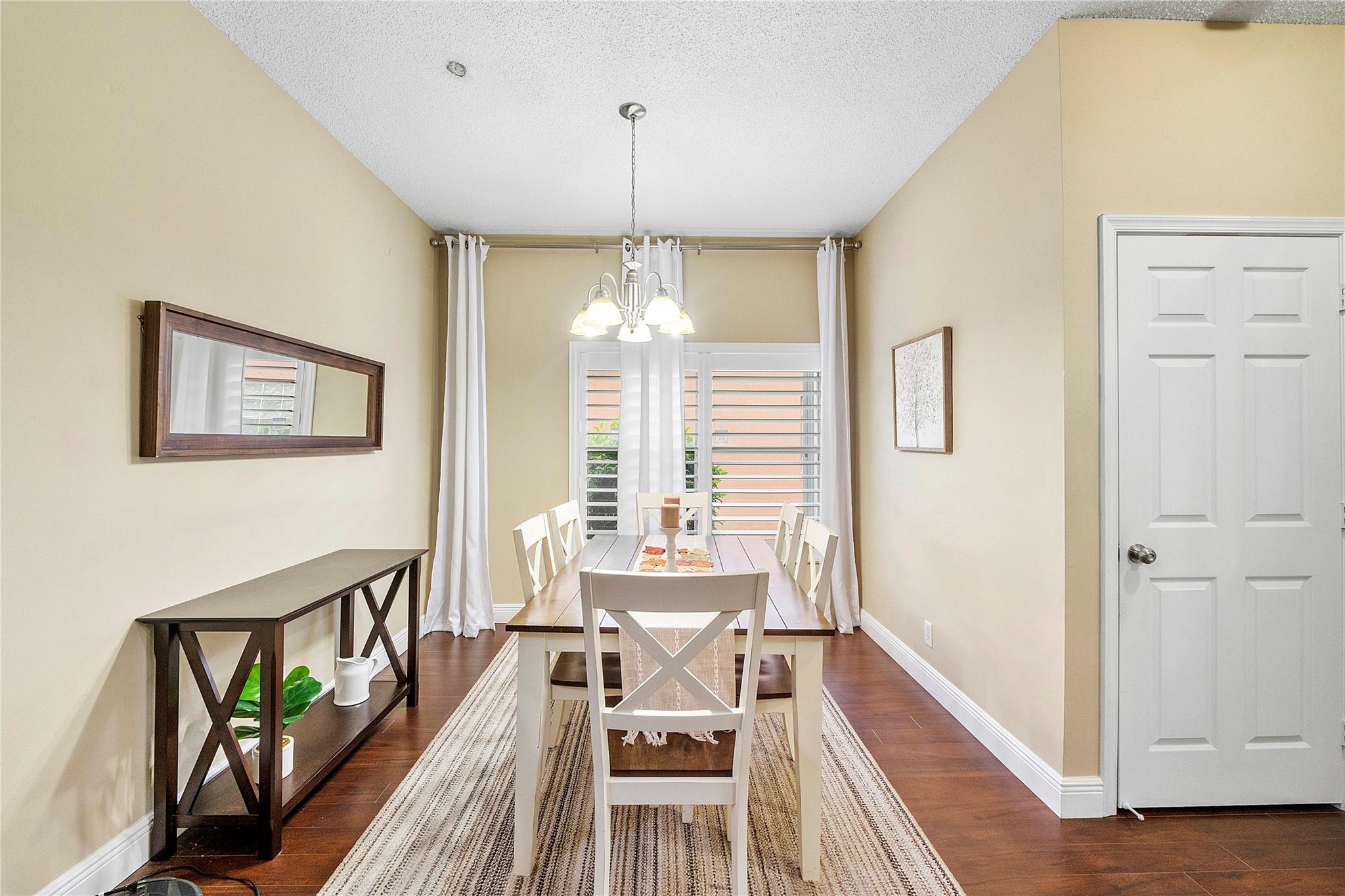 Cocobay 160-6 B - Residential