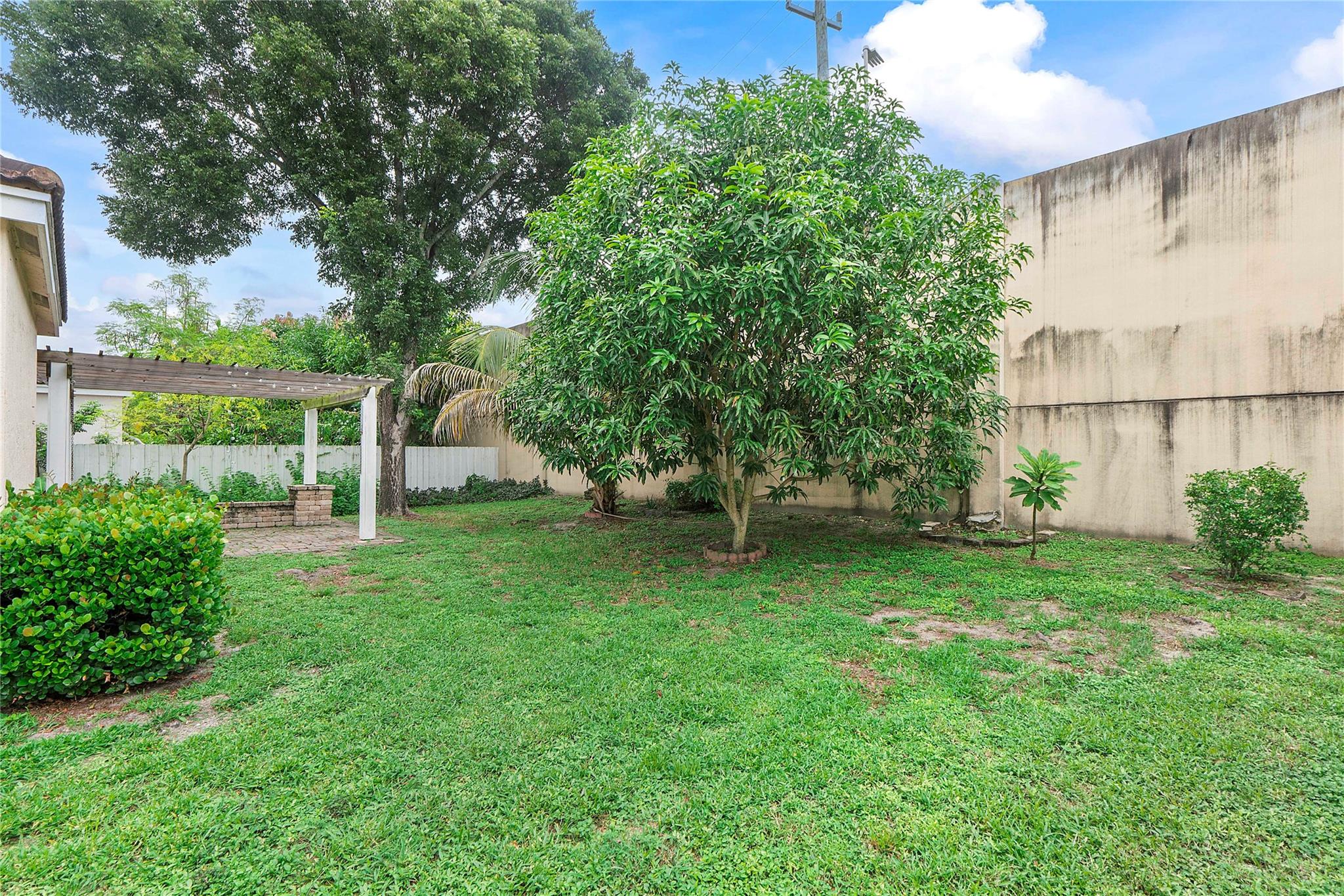 Cocobay 160-6 B - Residential