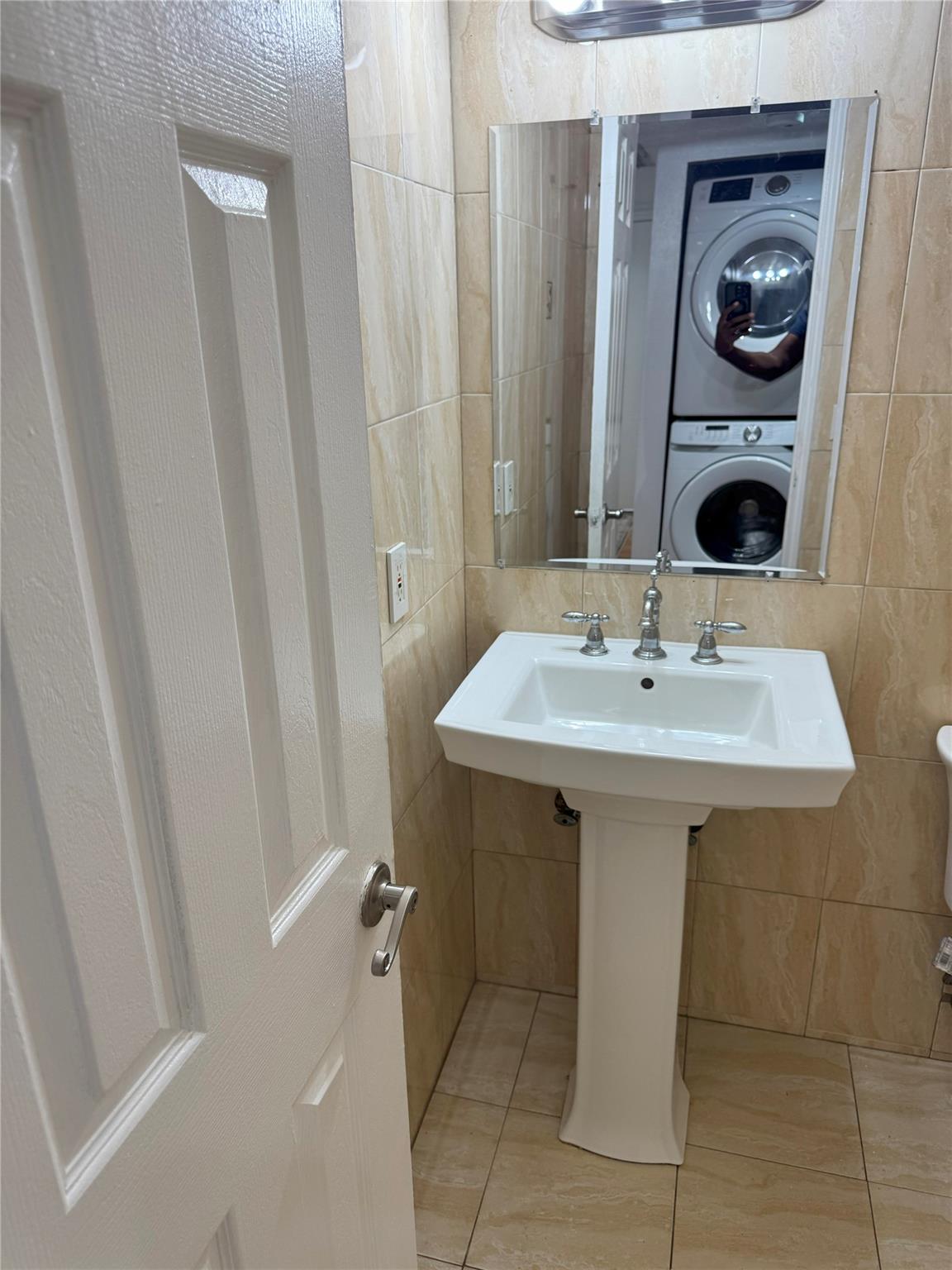 Monterey Condominum - Residential