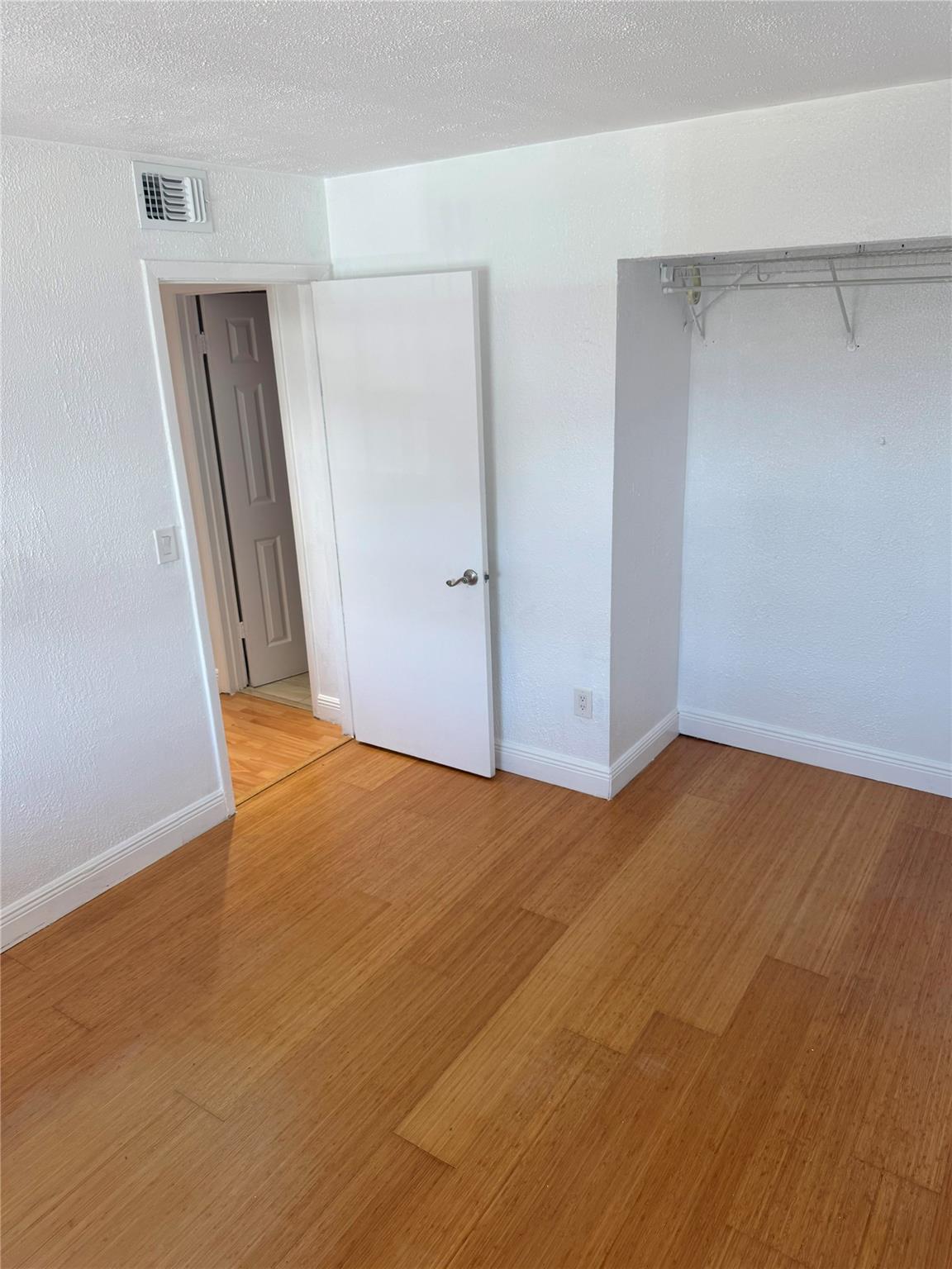 Monterey Condominum - Residential