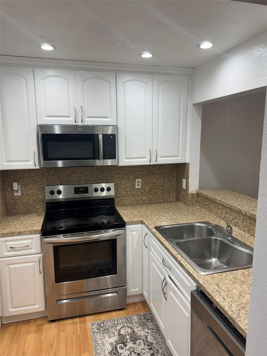 Remarks: "Experience convenient South Florida living in this turn-key 2-bedroom, 2-bathroom condo. This 956 sq. ft. unit features an open and bright living space with central air conditioning and a split-floor plan for maximum comfort and privacy. Enjoy the ease of modern living with full-size laundry facilities located right within your unit. The kitchen offers ample cabinet space and flows seamlessly into the dining area.

Located in the highly-sought-after Monterey Condominiums, residents benefit from exceptional community features, including a resort-style swimming pool and gated entry. Close proximity to major hospitals and the high-end shopping and dining of Aventura. Don't miss this opportunity for a hassle-free, secure, and well-located property.