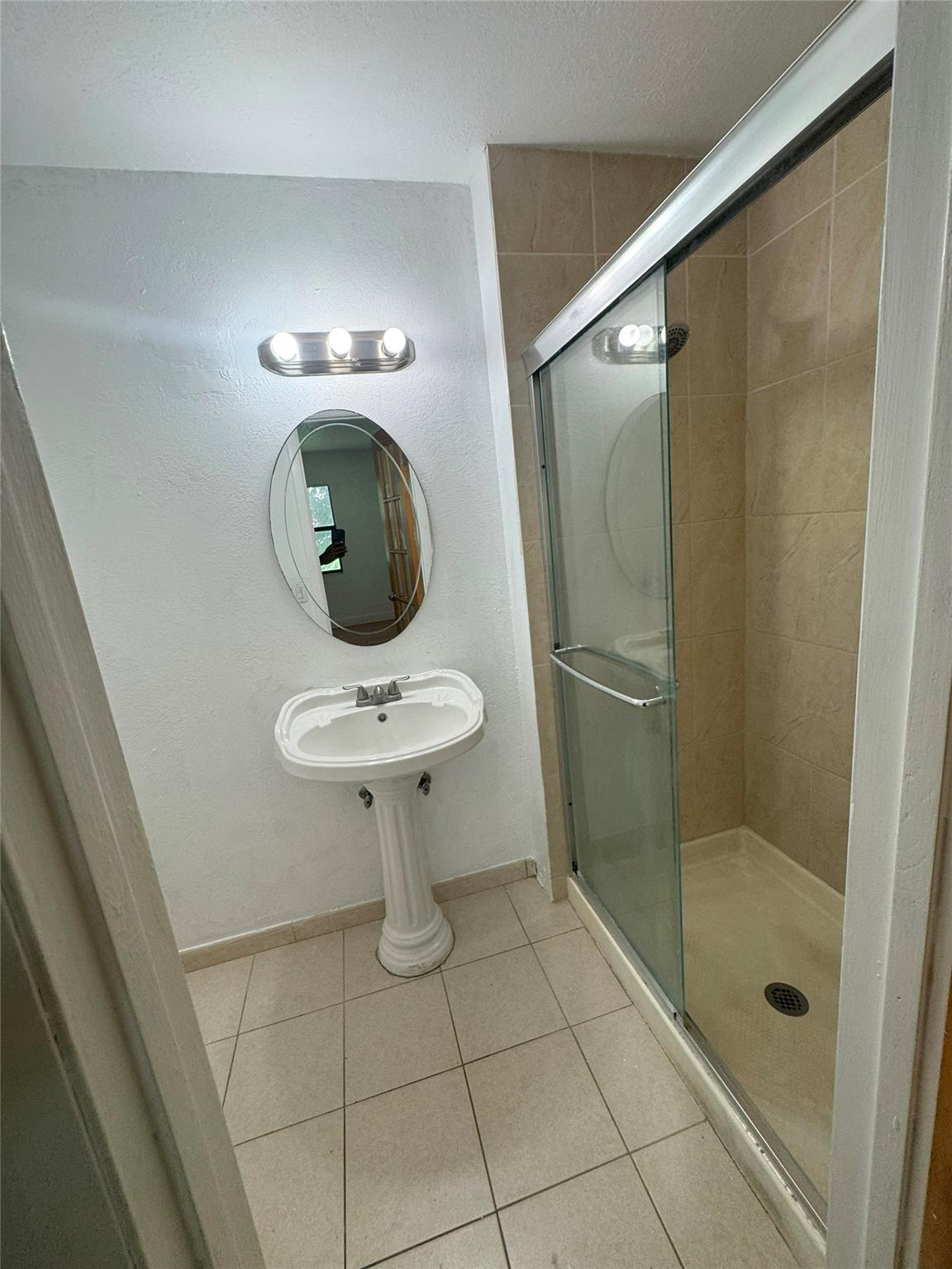 Monterey Condominum - Residential