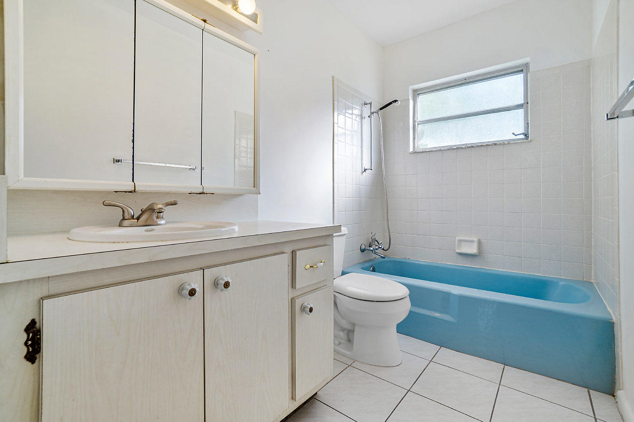 PALM BEACH GARDENS  Plat 6 - Residential