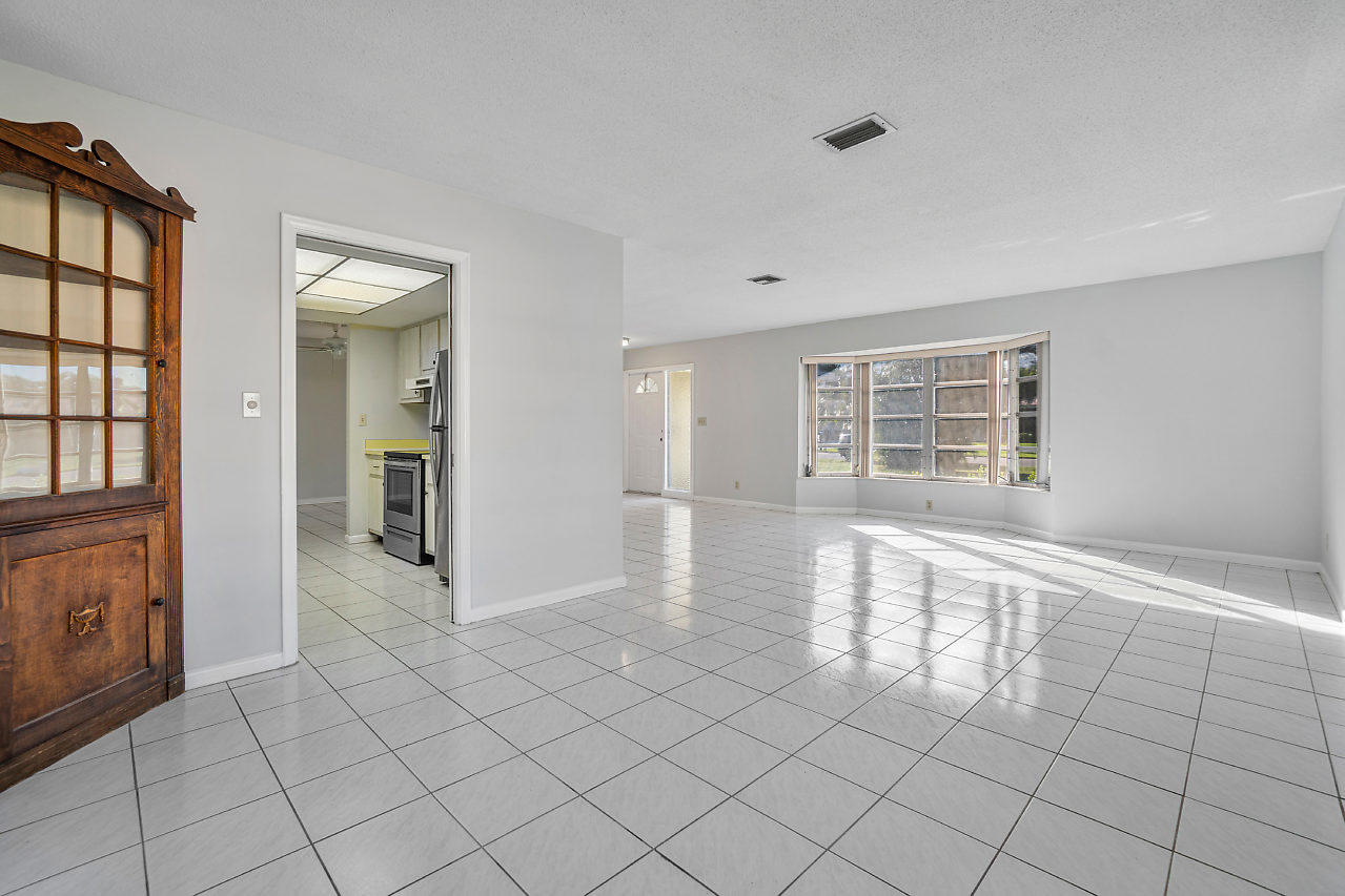 PALM BEACH GARDENS  Plat 6 - Residential