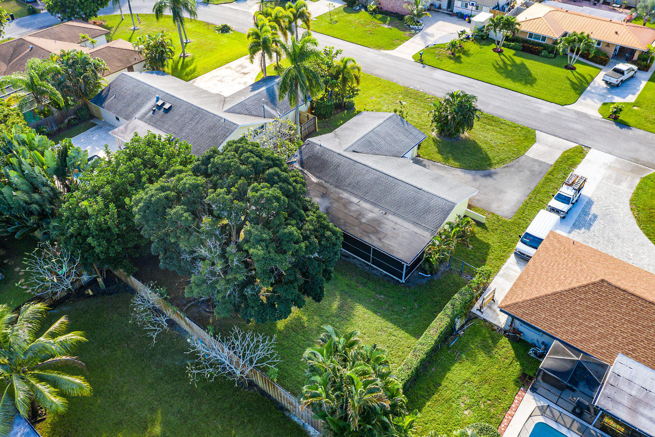 PALM BEACH GARDENS  Plat 6 - Residential
