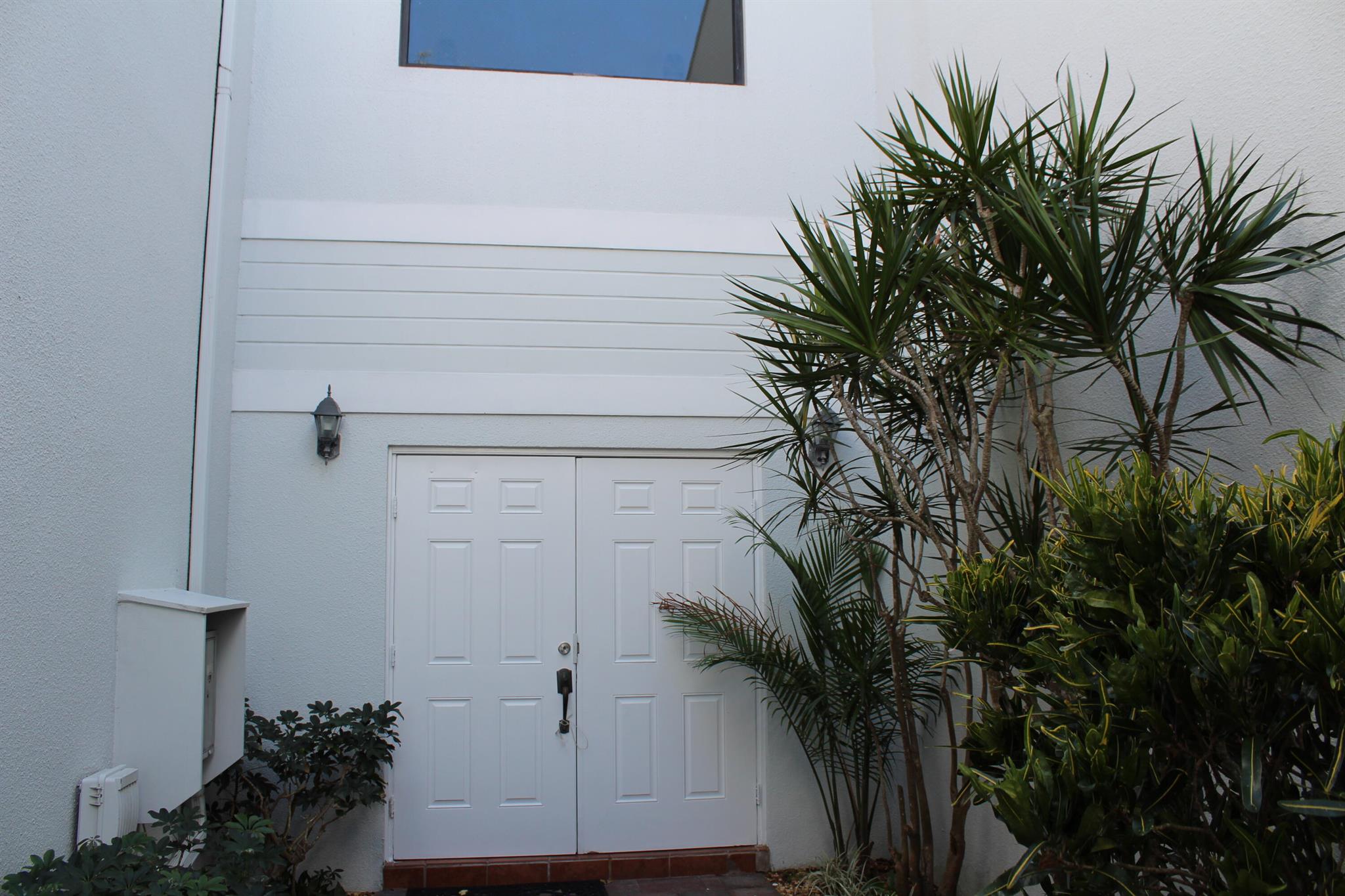 Lakes of Woodhaven Boca P - Residential