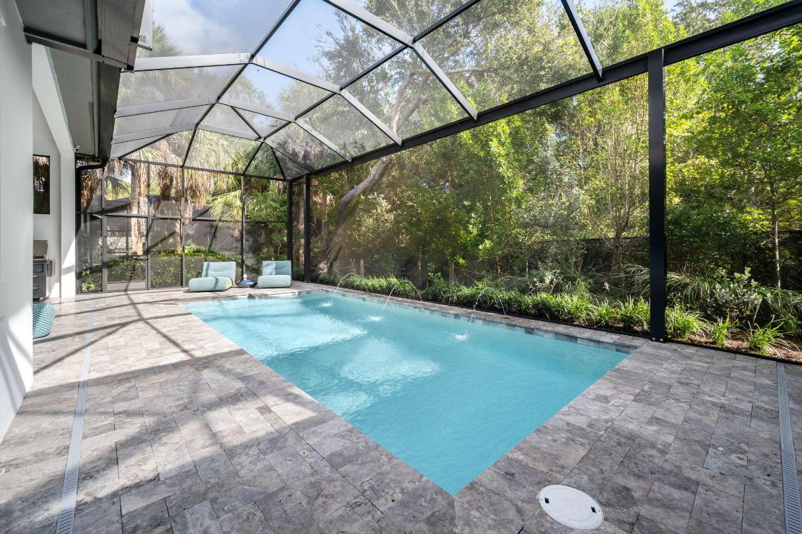 SEAGLASS P. D. - Residential