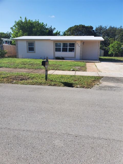 A home in Deerfield Beach