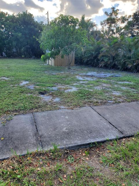 A home in Deerfield Beach