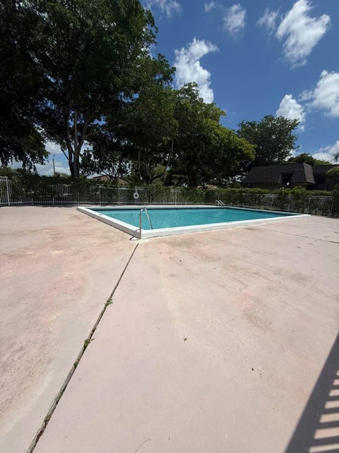 Tiny photo for 3647 NW 94TH Avenue #4H, Sunrise, FL 33351 (MLS # B26060934)