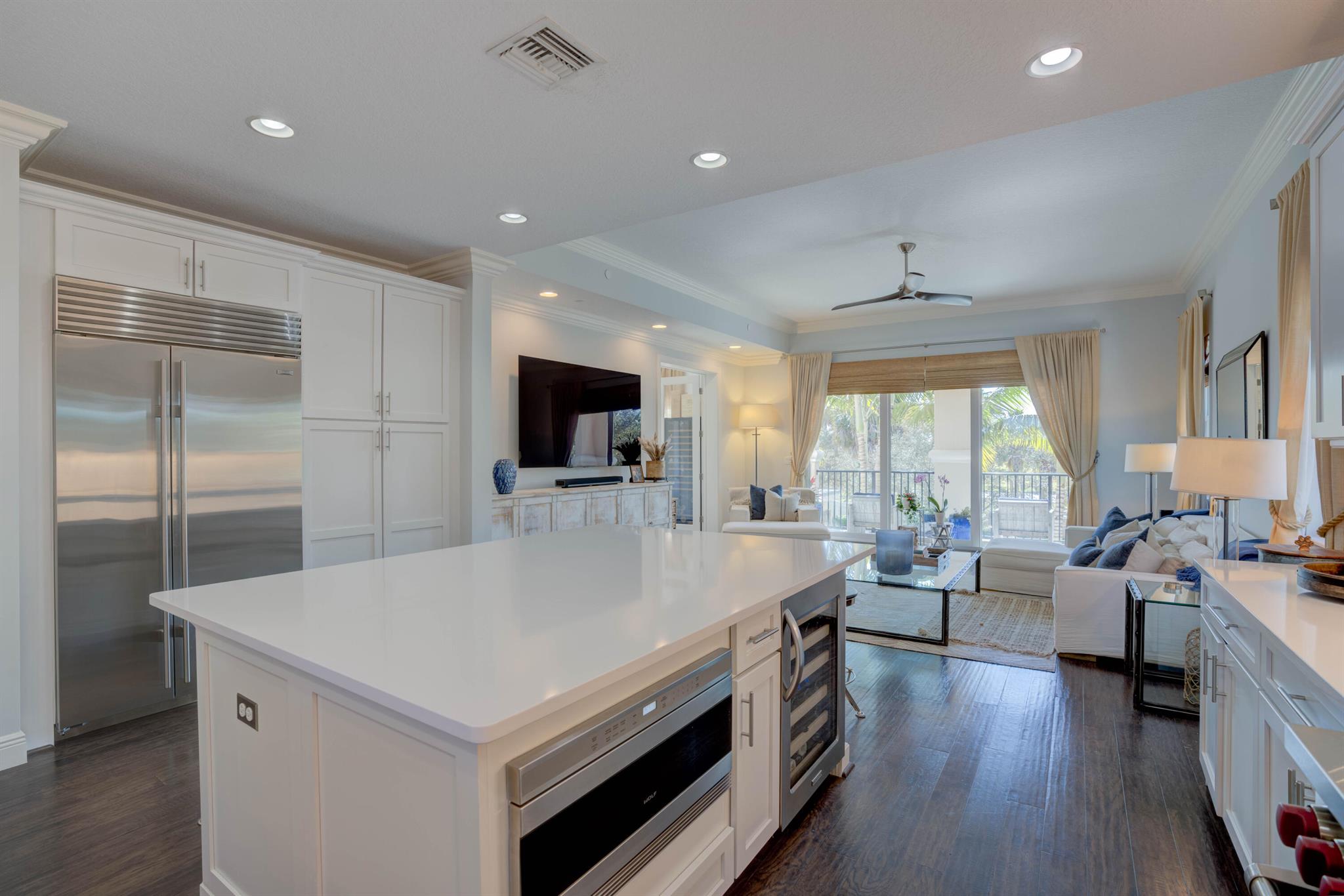 CARRIAGE HOMES AT FRENCHM - Residential