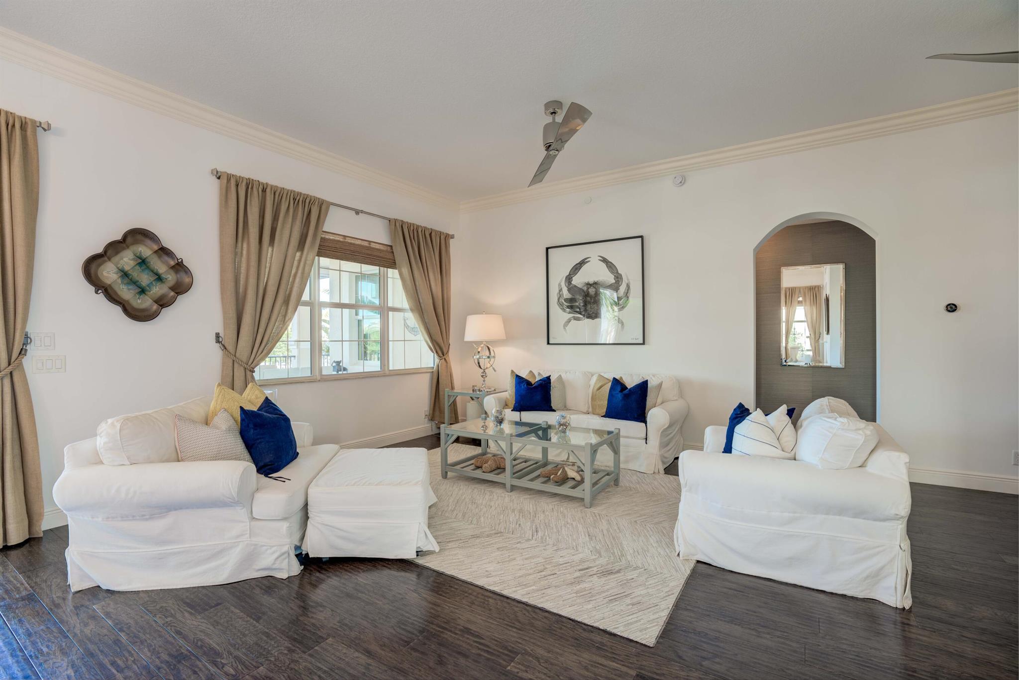 CARRIAGE HOMES AT FRENCHM - Residential