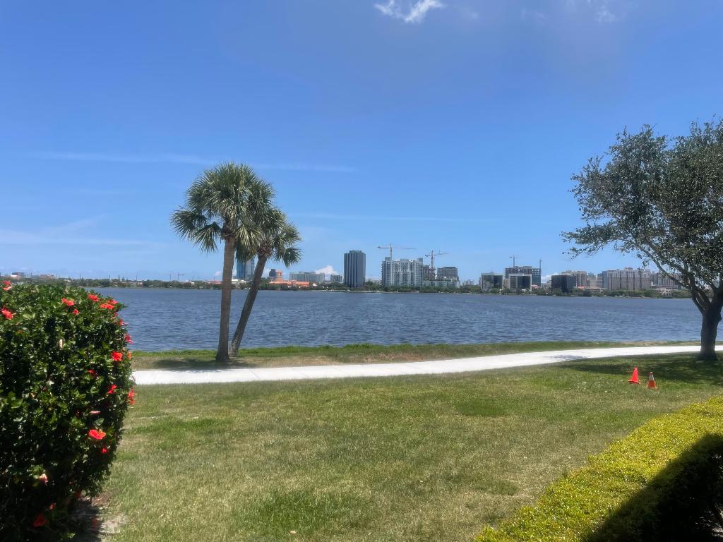 CLEAR LAKE CLUB CONDO - Residential Lease