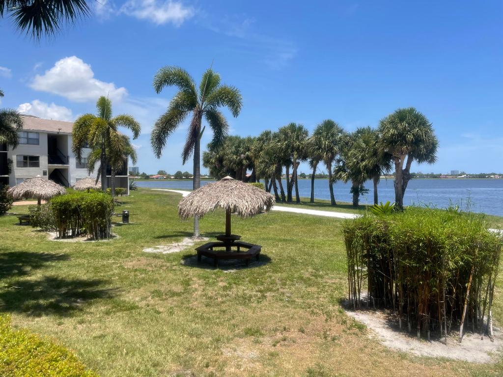 CLEAR LAKE CLUB CONDO - Residential Lease