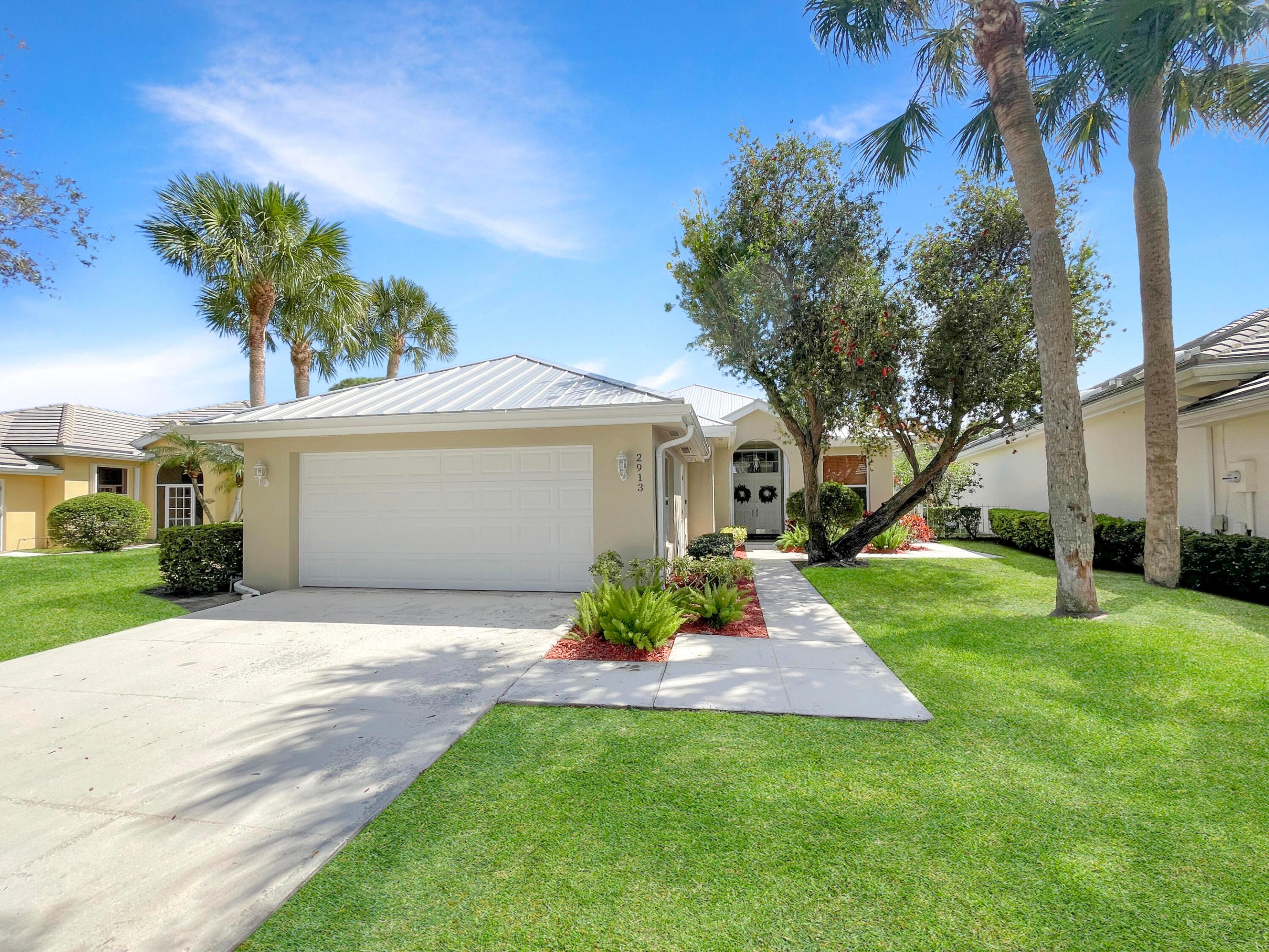 THE MEADOWS AT MARTIN DOWNS - Residential