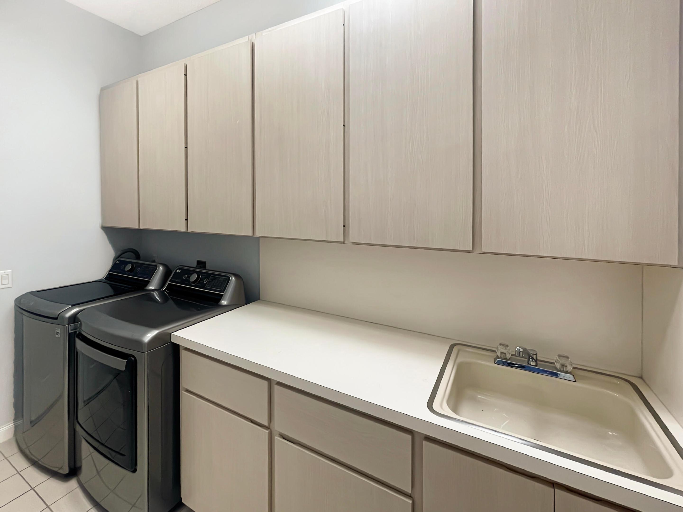 THE MEADOWS AT MARTIN DOWNS - Residential