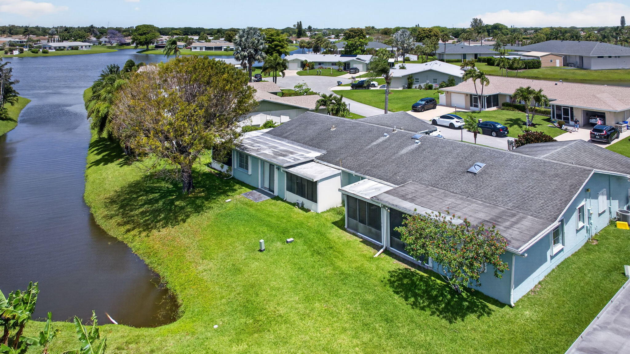 DELRAY VILLAS 4 - Residential