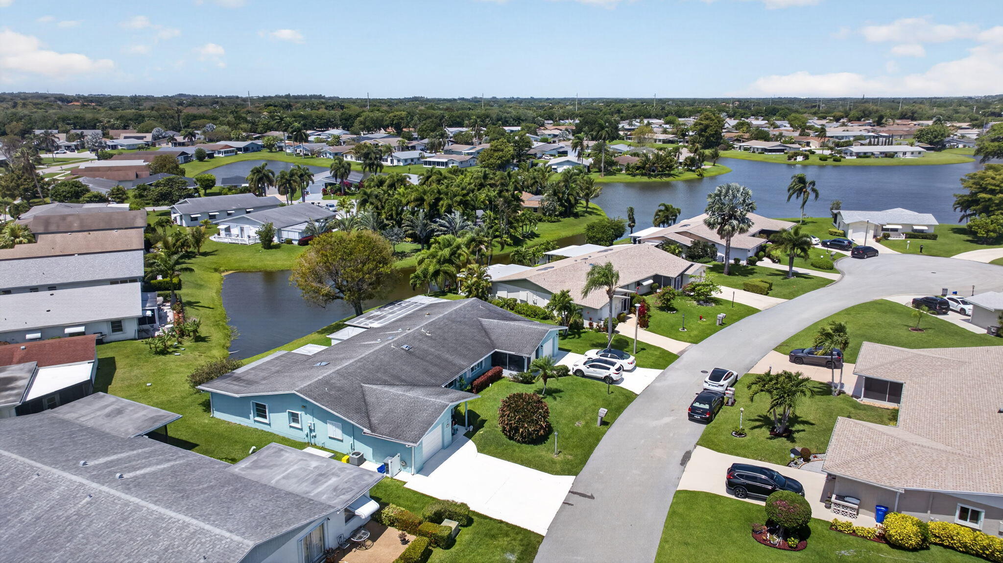 DELRAY VILLAS 4 - Residential