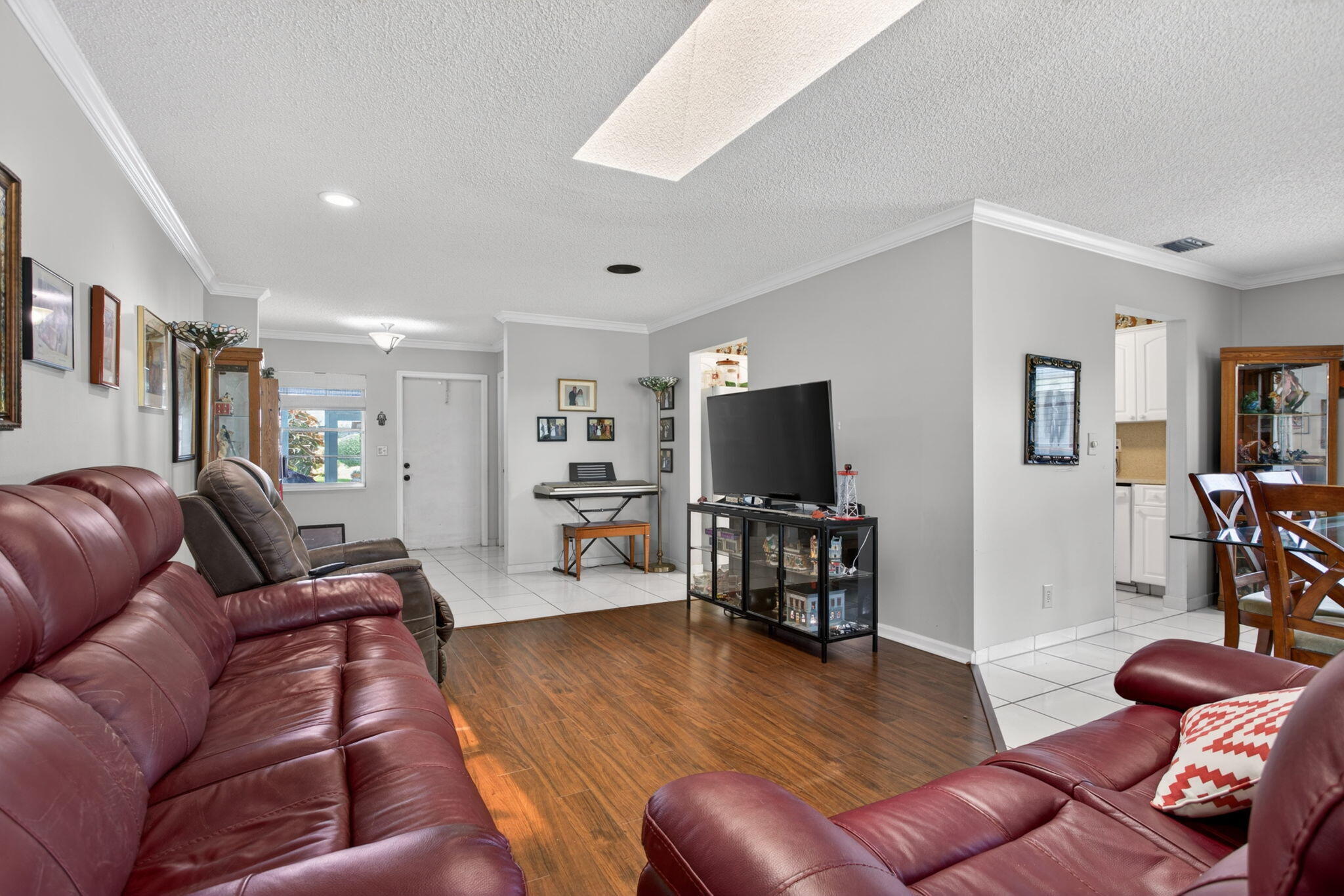 DELRAY VILLAS 4 - Residential