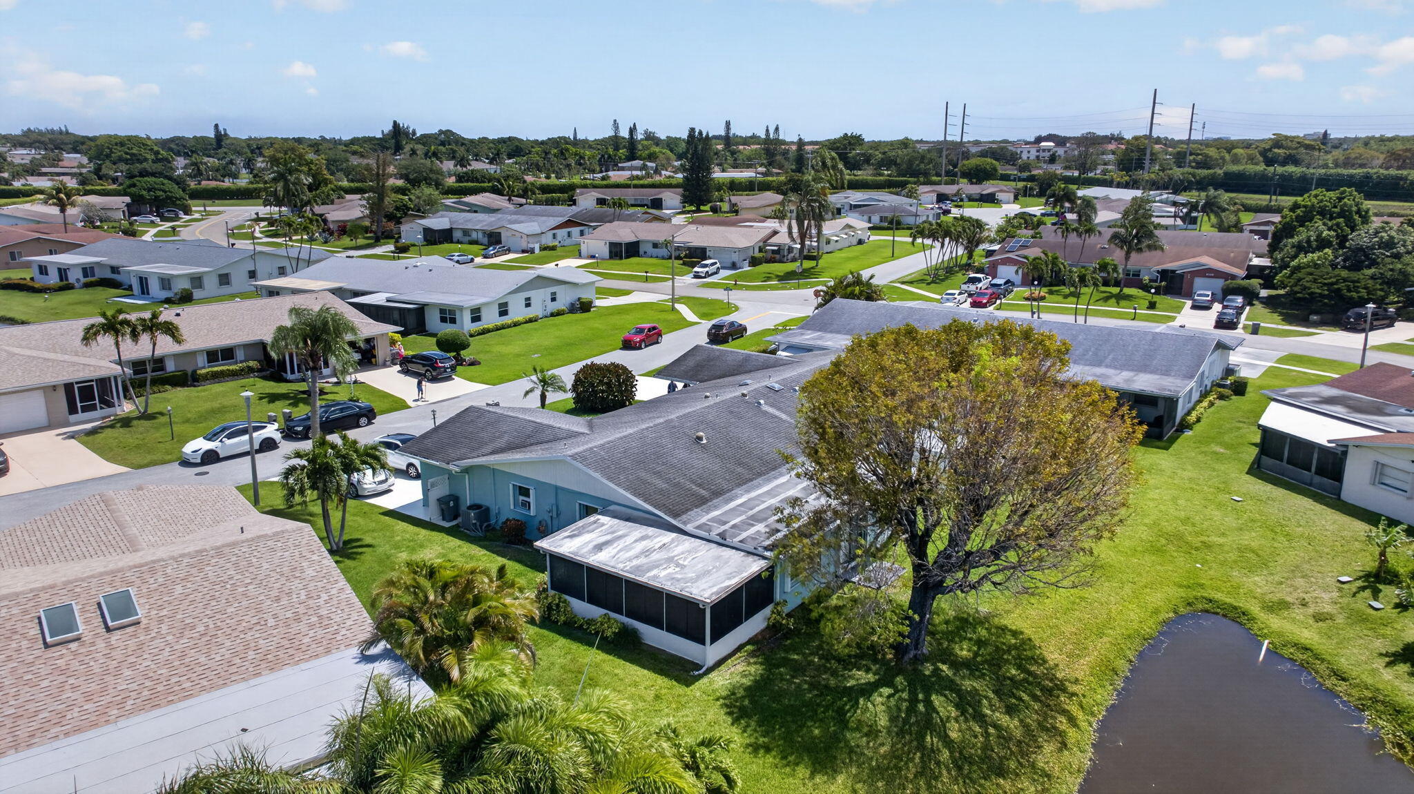 DELRAY VILLAS 4 - Residential