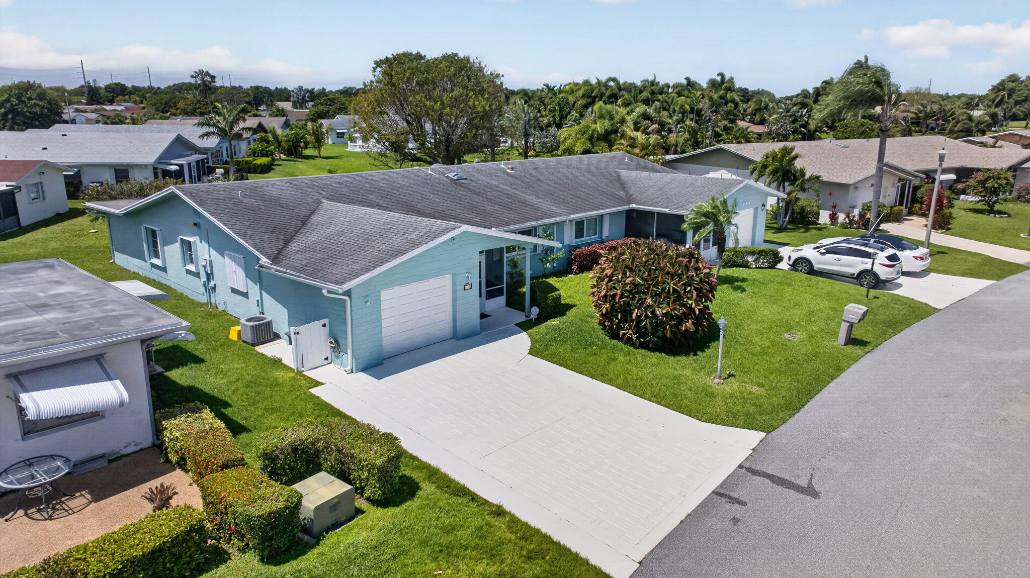 DELRAY VILLAS 4 - Residential