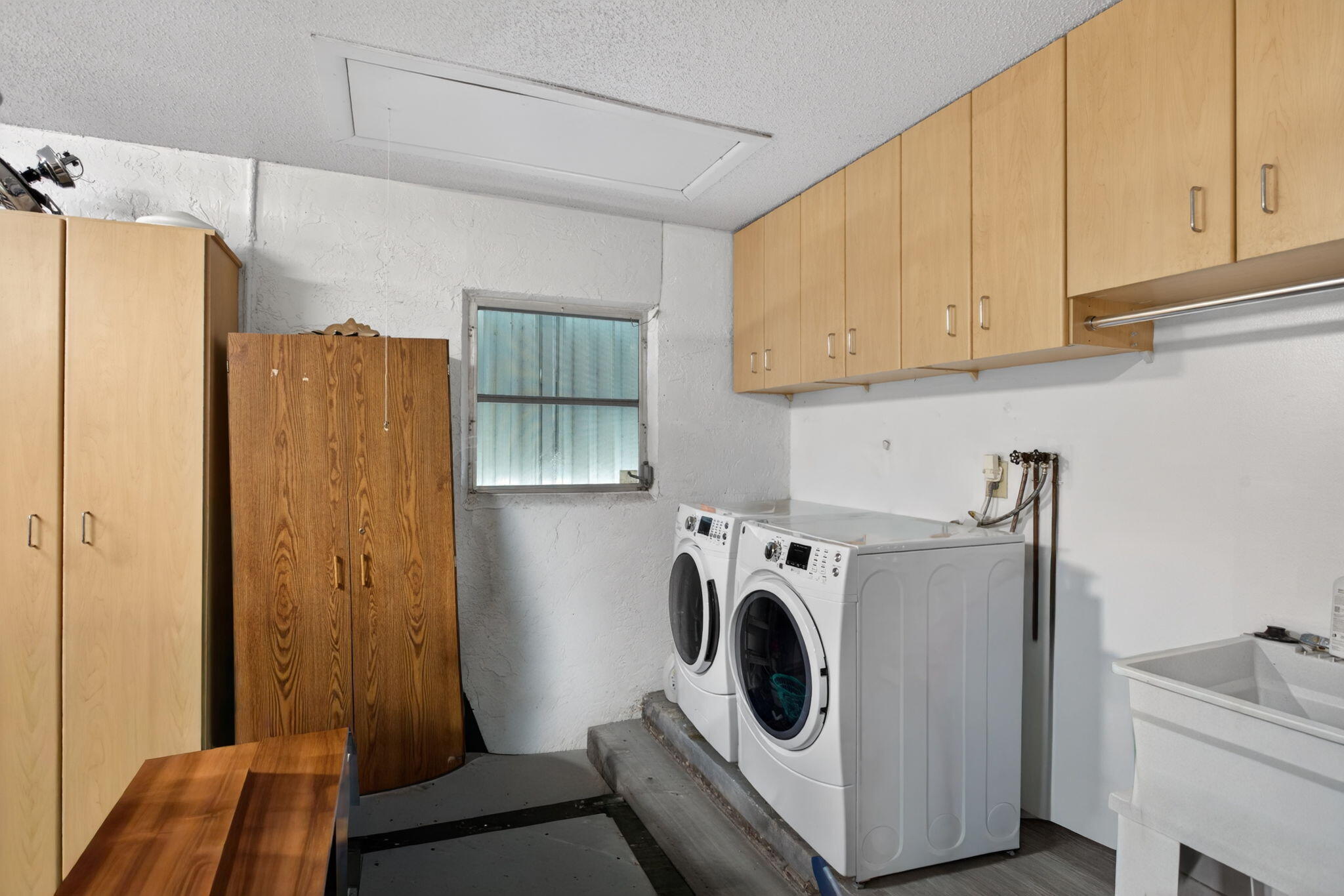 DELRAY VILLAS 4 - Residential