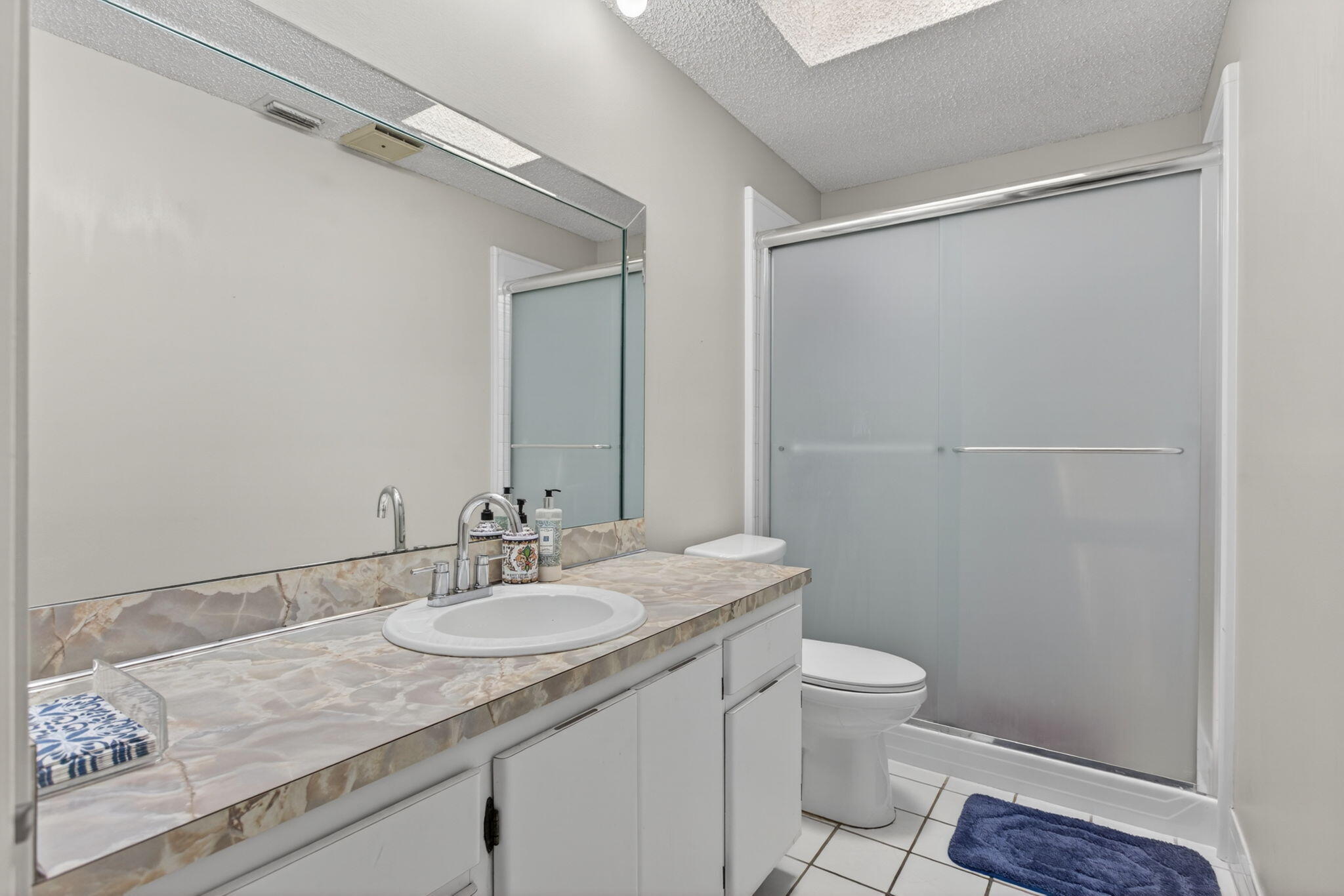 DELRAY VILLAS 4 - Residential