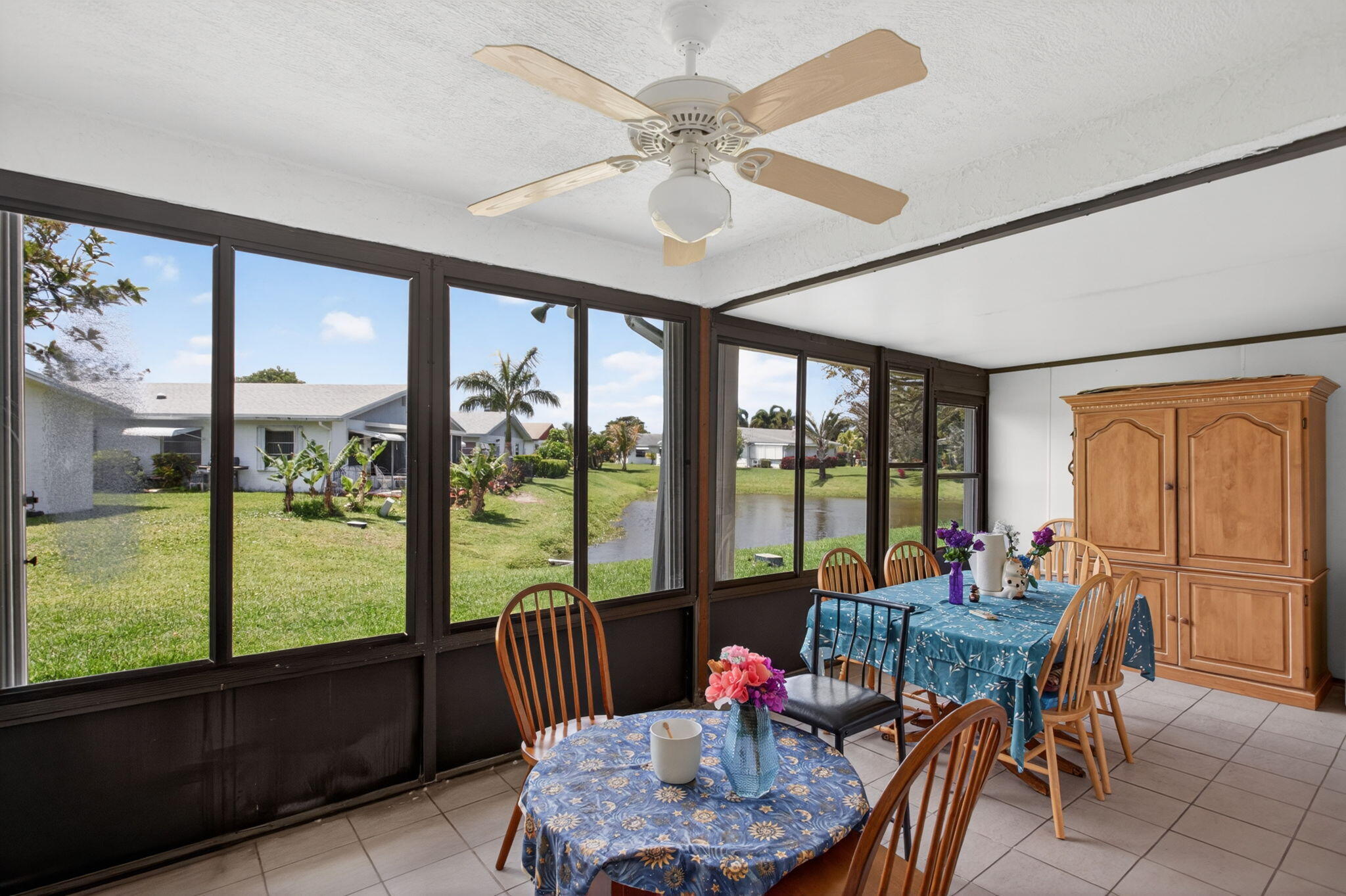 DELRAY VILLAS 4 - Residential