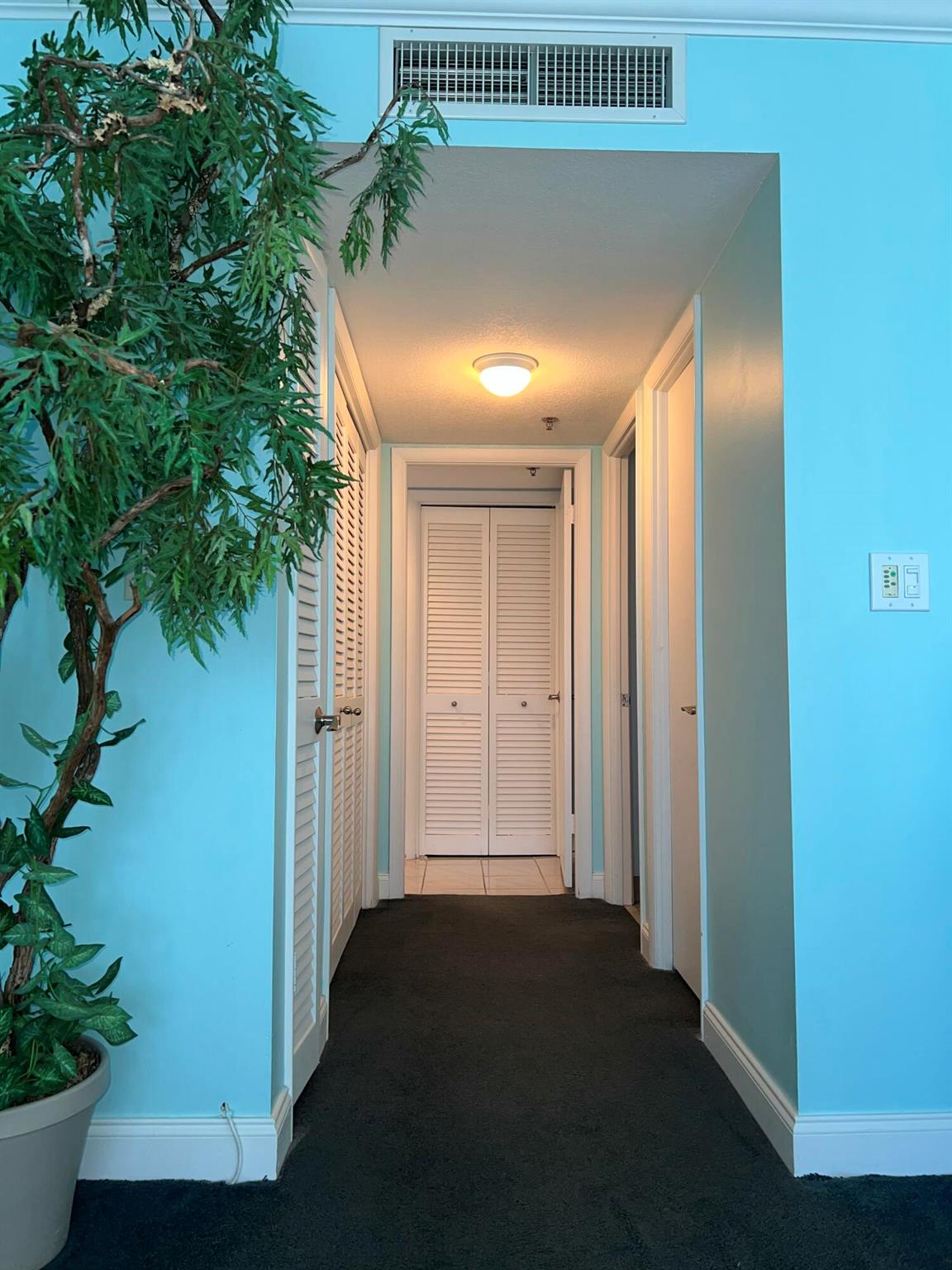 ABERDEEN ARMS CONDO - Residential Lease