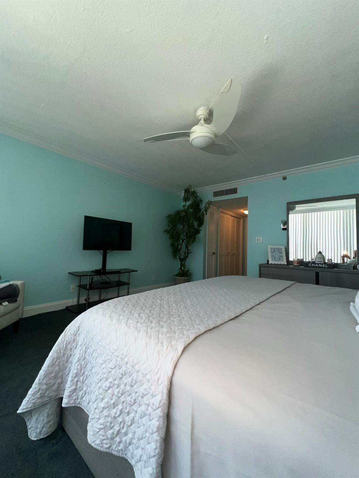 ABERDEEN ARMS CONDO - Residential Lease