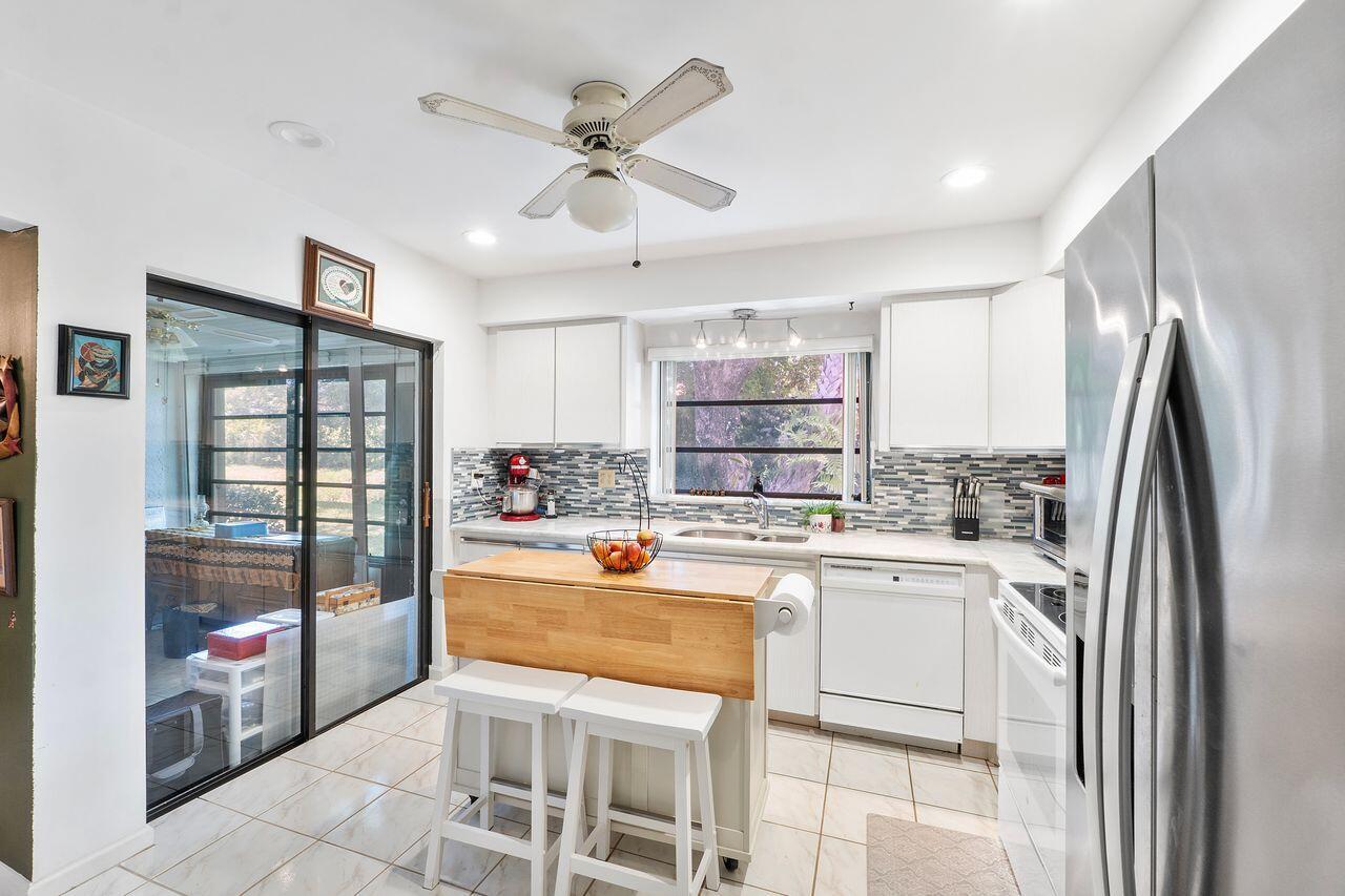 GREENTREE VILLAS CONDO - Residential
