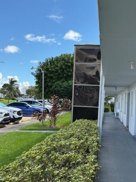 KENT CONDOS - Residential