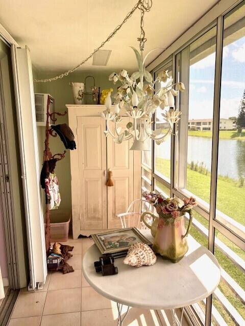 KENT CONDOS - Residential