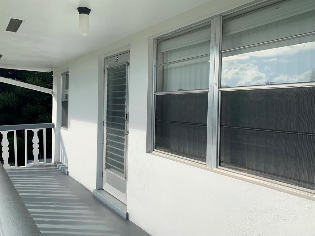Photo of 85 Salisbury D, West Palm Beach, FL 33417 (MLS # R11148710)