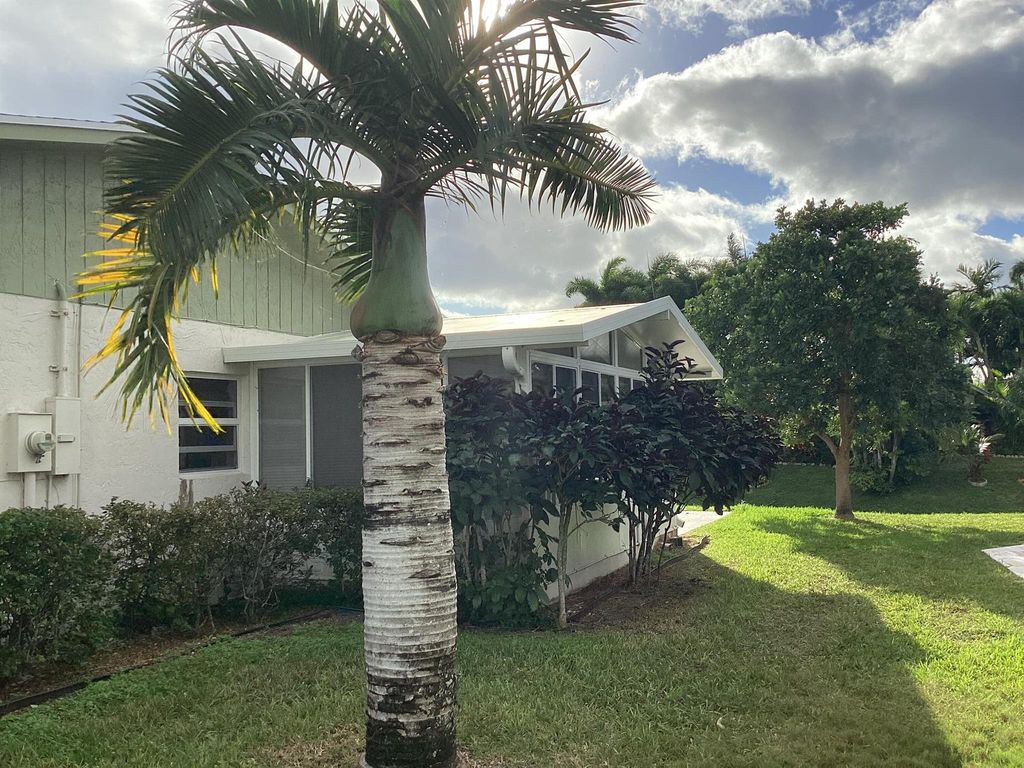Photo of 13861 Packard Terrace, Delray Beach, FL 33484 (MLS # R11147709)