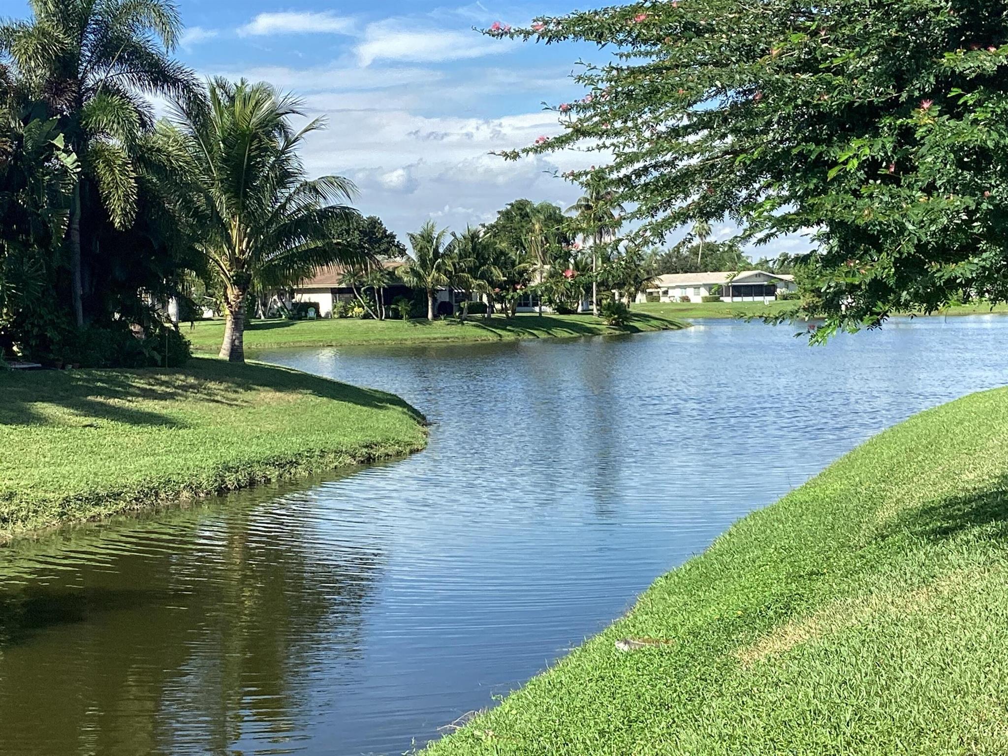 DELRAY VILLAS 4 - Residential