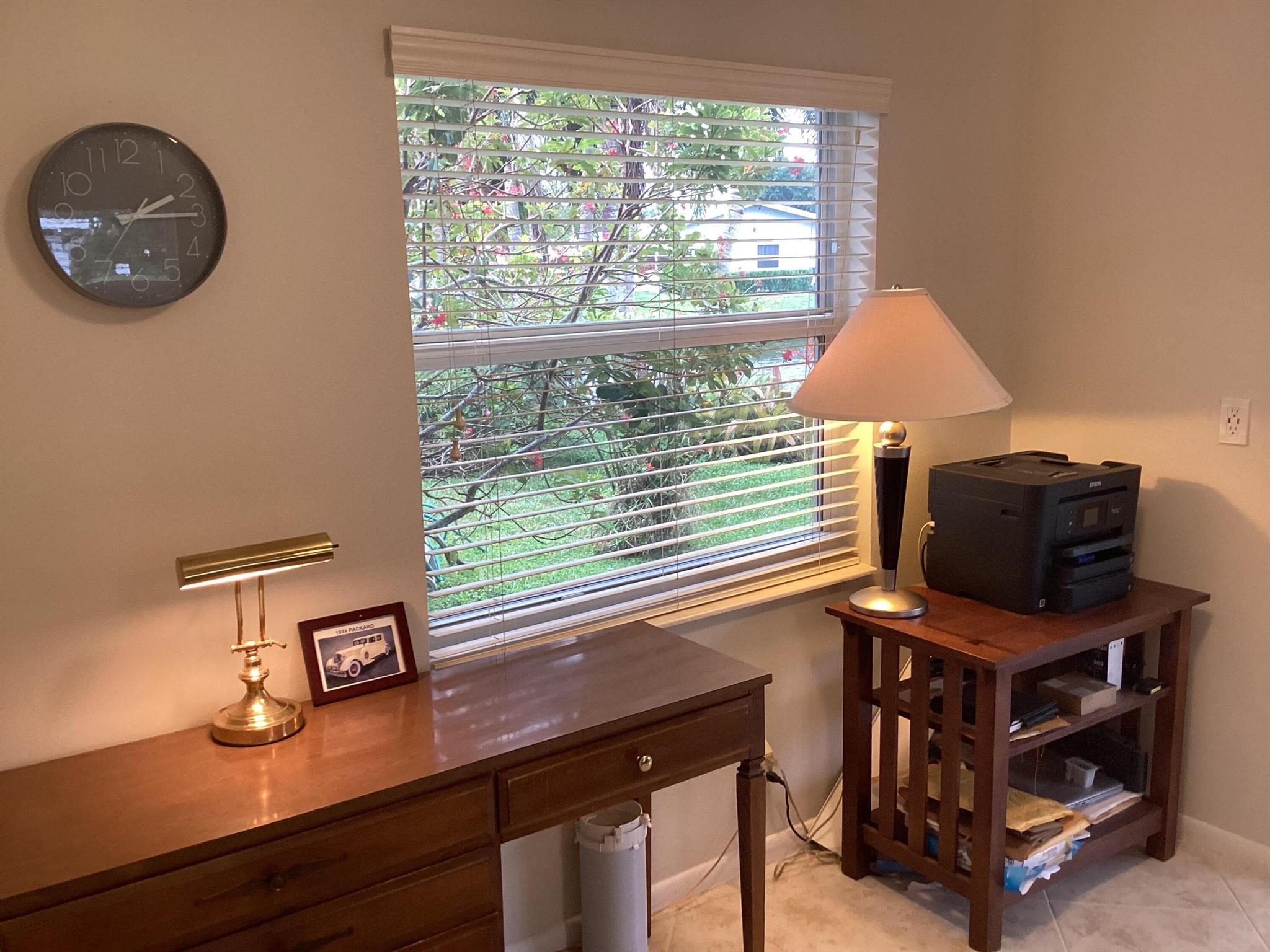 DELRAY VILLAS 4 - Residential