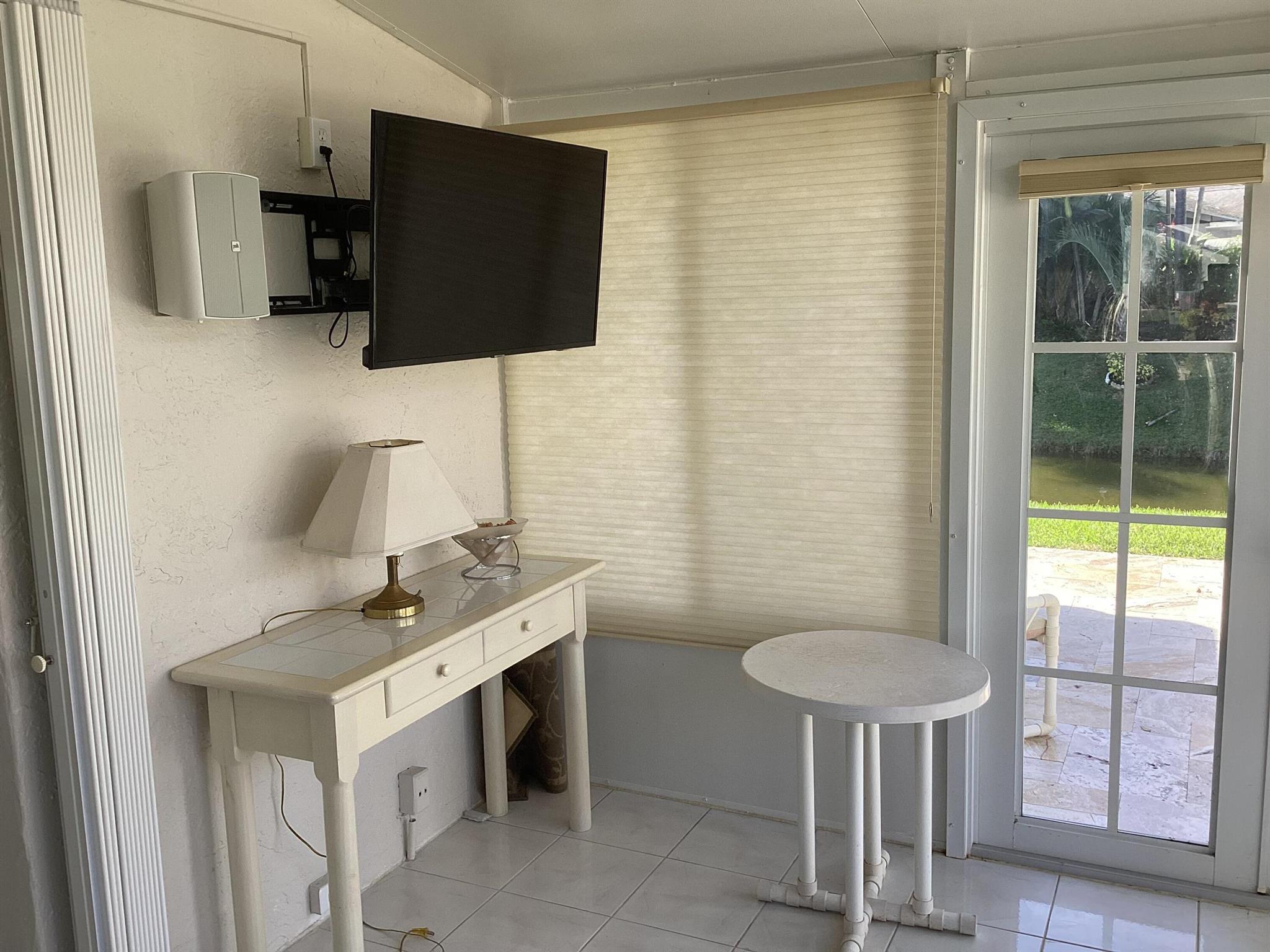 DELRAY VILLAS 4 - Residential