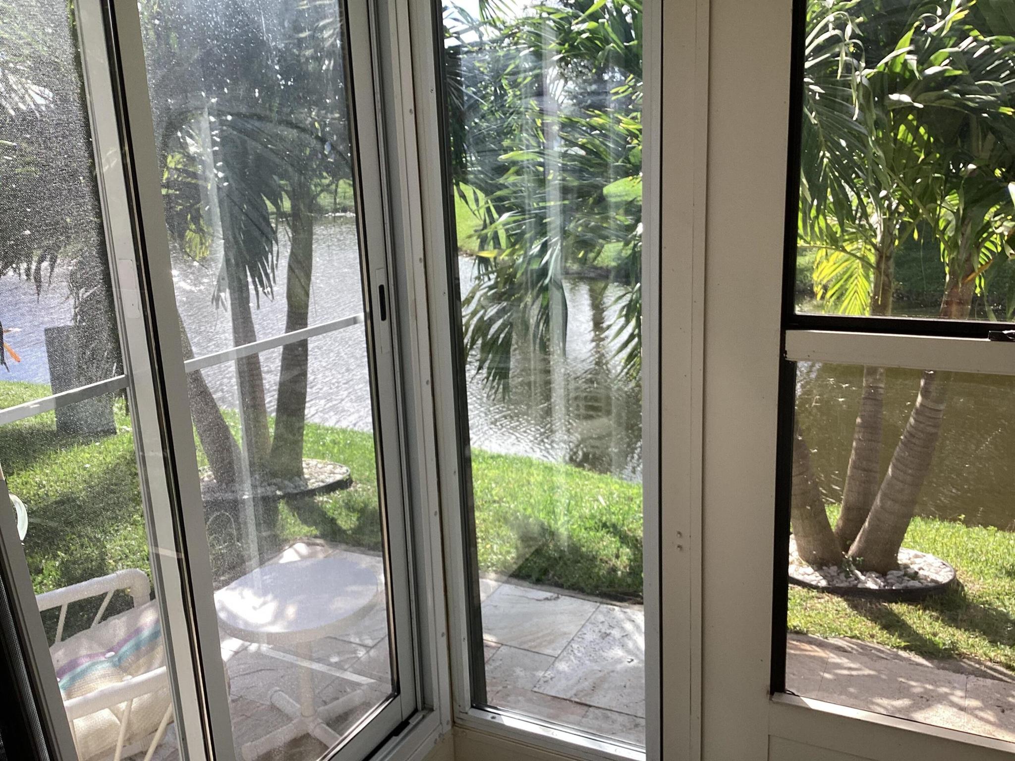 DELRAY VILLAS 4 - Residential