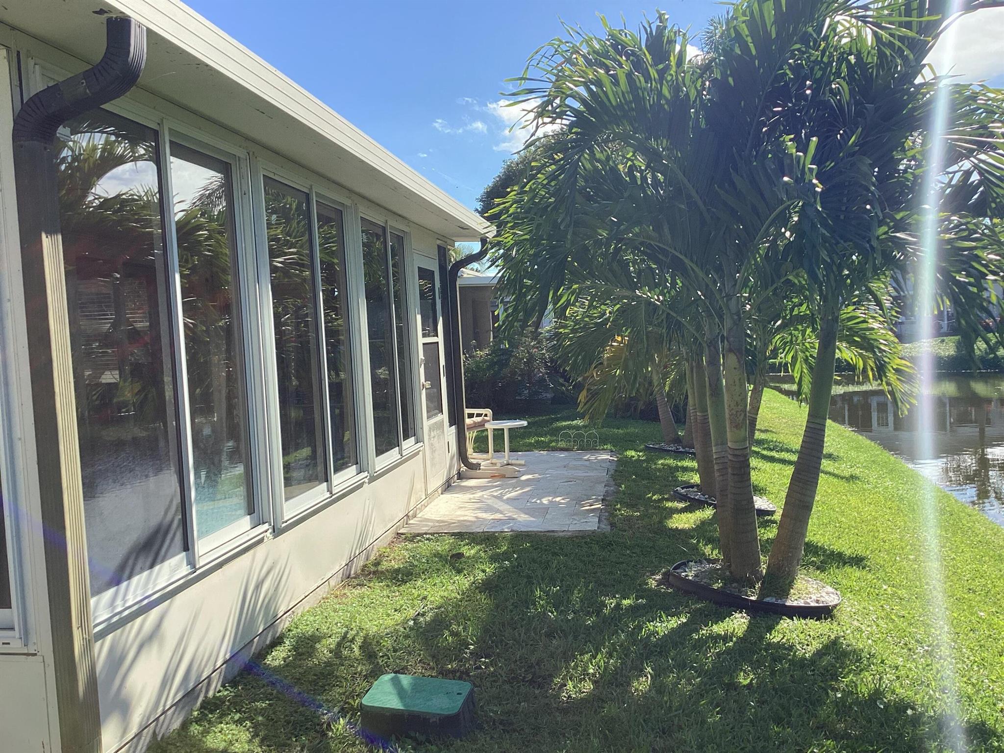 DELRAY VILLAS 4 - Residential