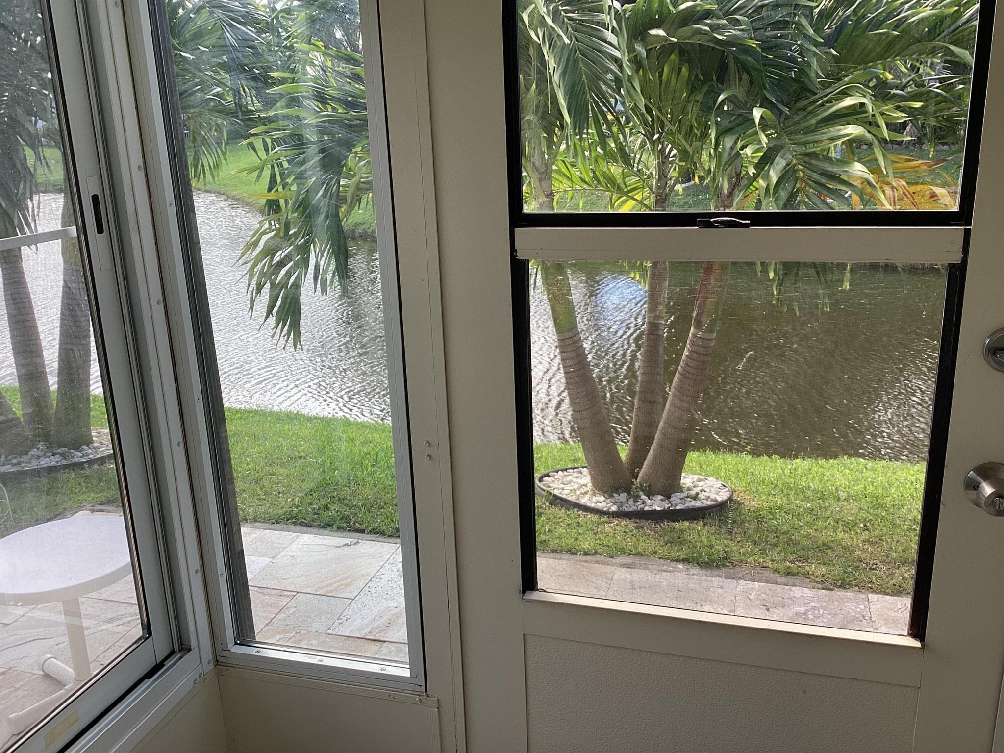 DELRAY VILLAS 4 - Residential