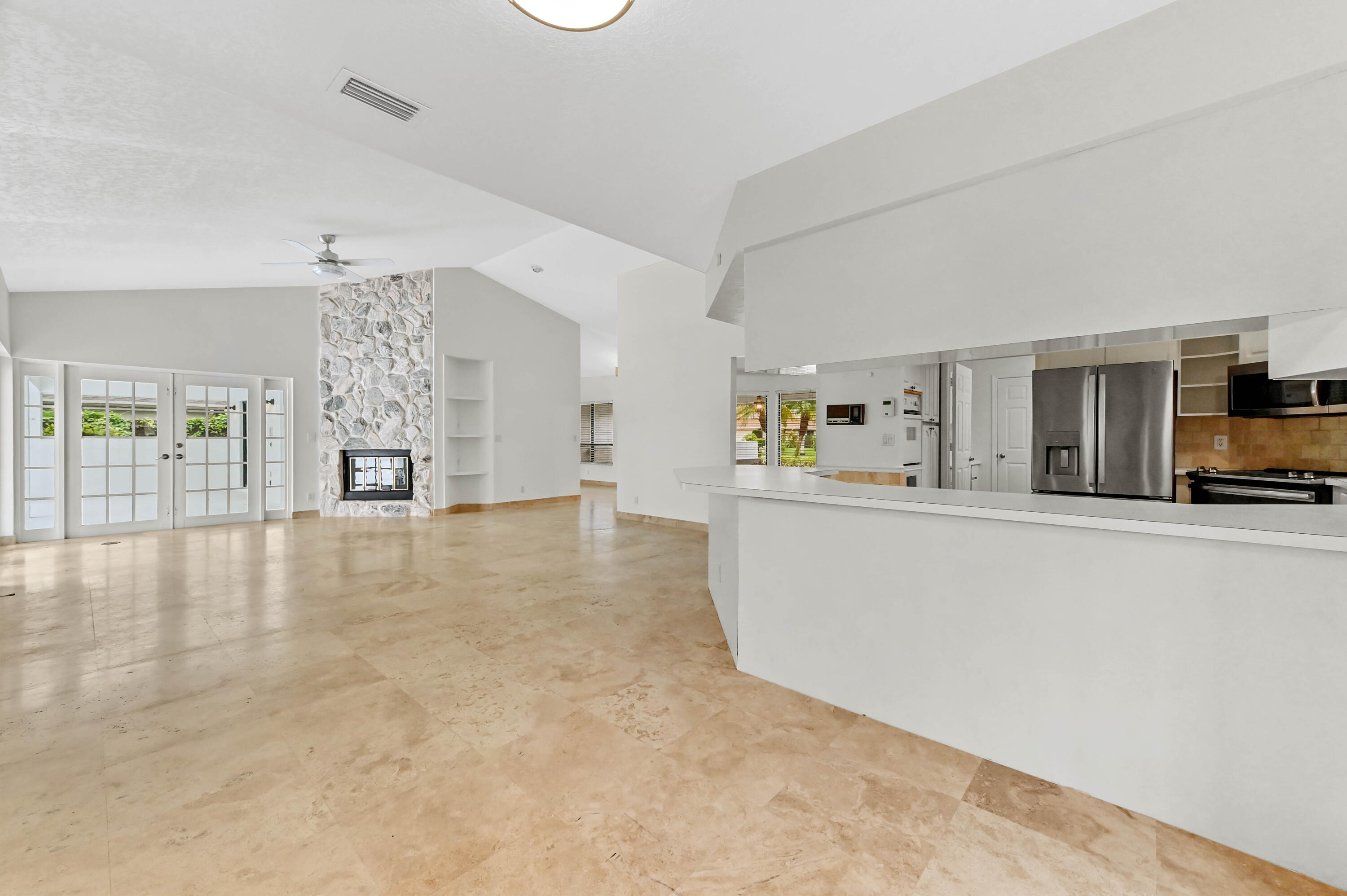 PINEWOOD MANOR OF WELLINGTON - Residential Lease