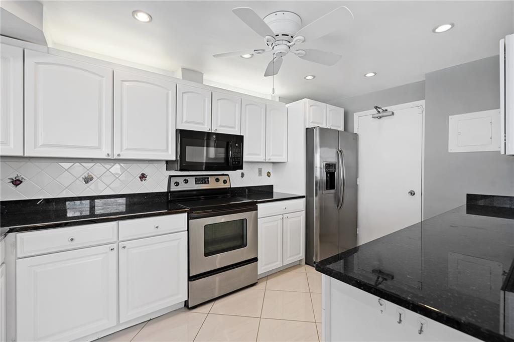 Regency Tower - Residential