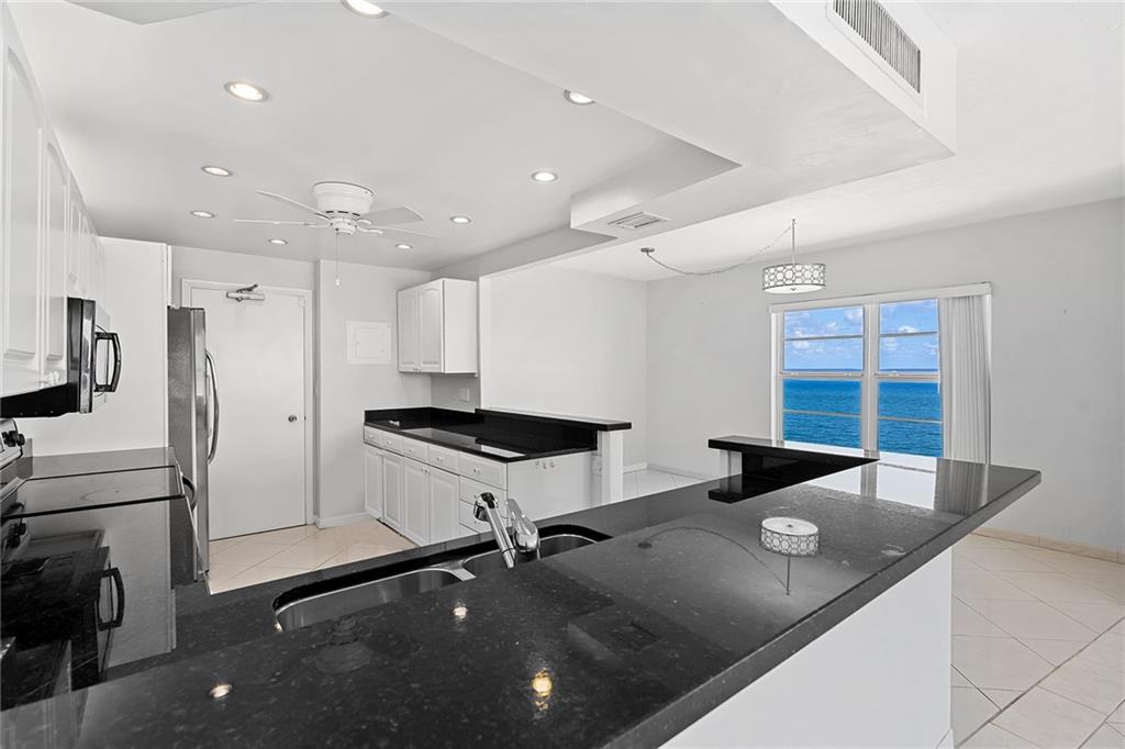 Regency Tower - Residential