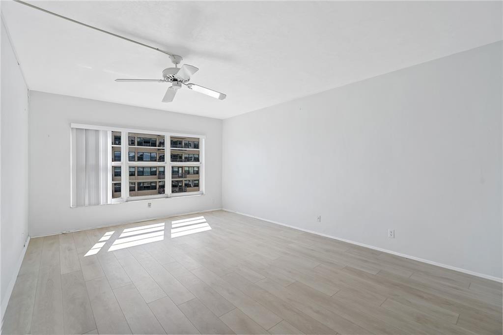 Regency Tower - Residential