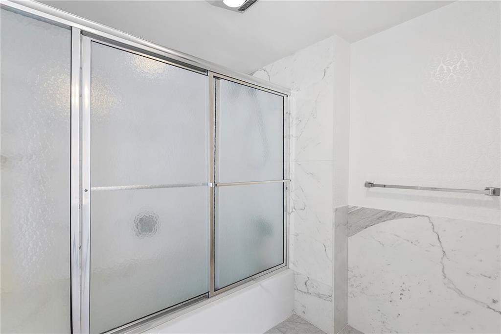 Regency Tower - Residential