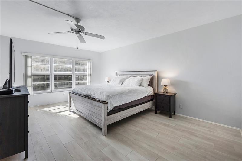 Regency Tower - Residential