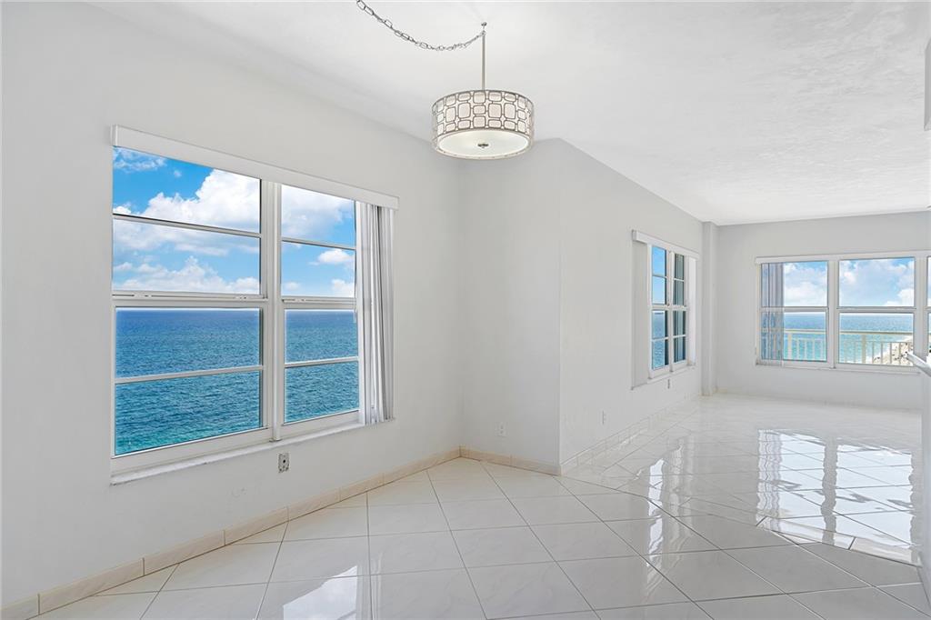 Regency Tower - Residential